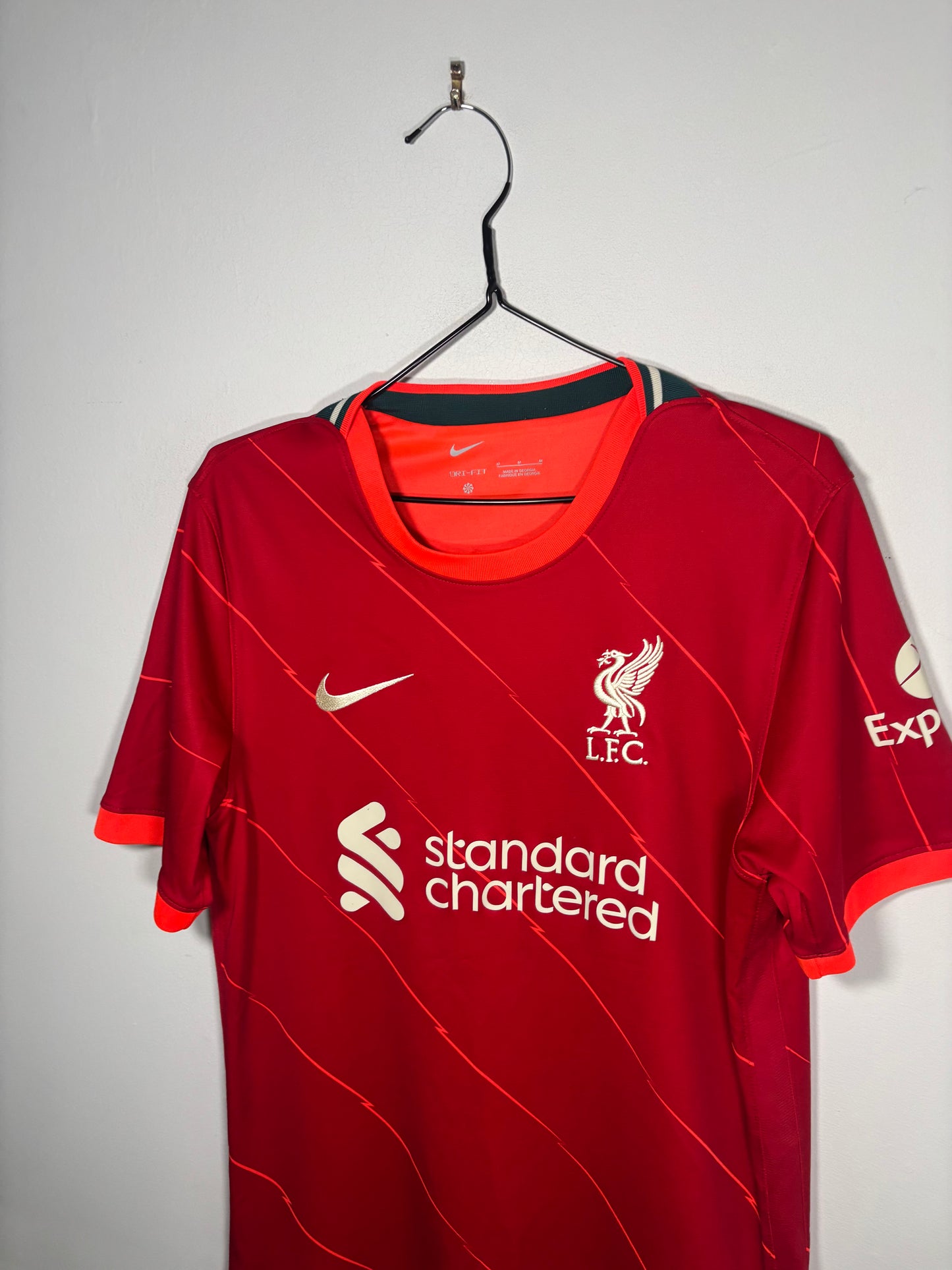 Liverpool Home Shirt 2021/22 Virgil Van Dijk (M)