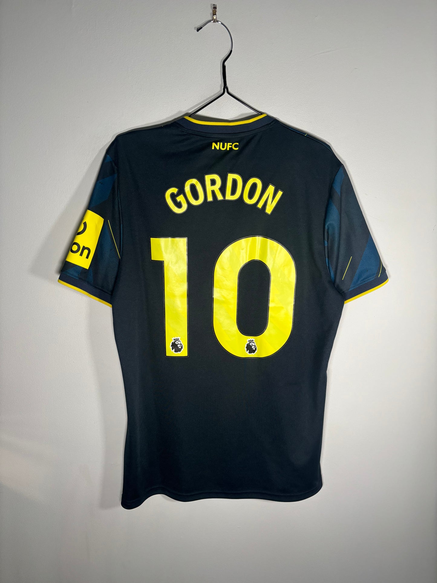 Newcastle United Third Shirt 2023/24 Gordon (L)