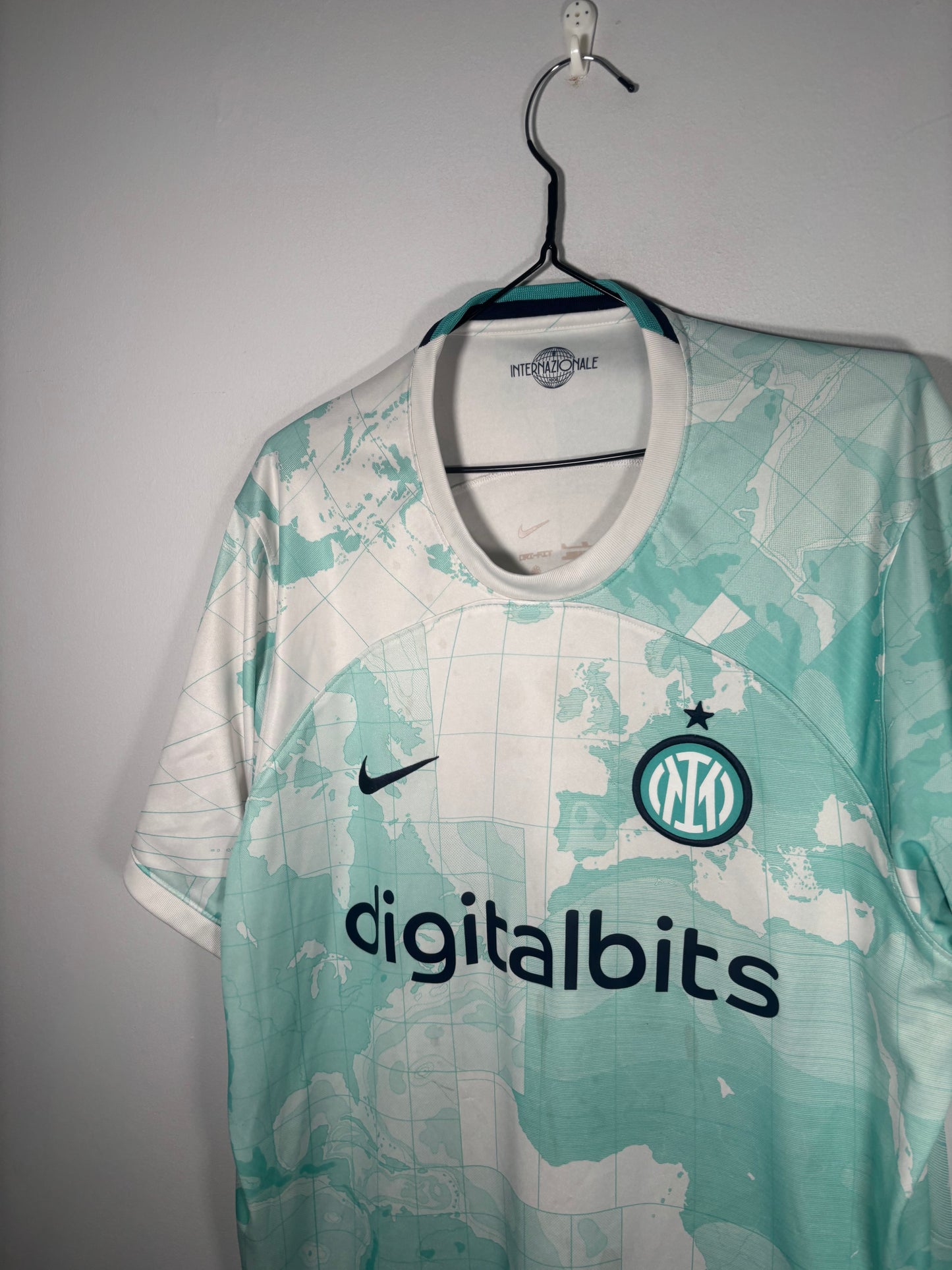 Inter Milan Away Shirt 2022/23 (XL)