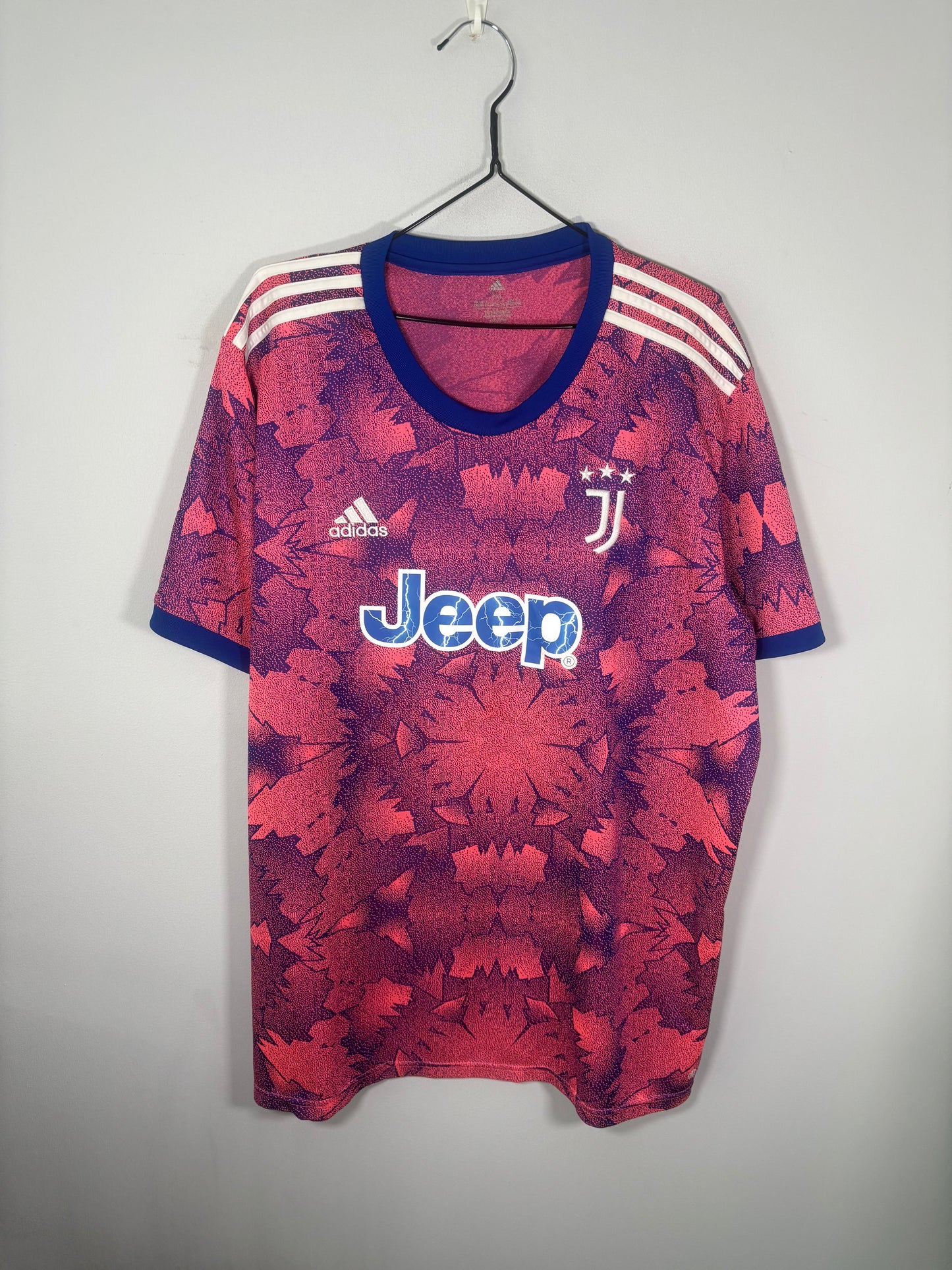 Juventus Third Shirt 2022/23 Locatelli (3XL)
