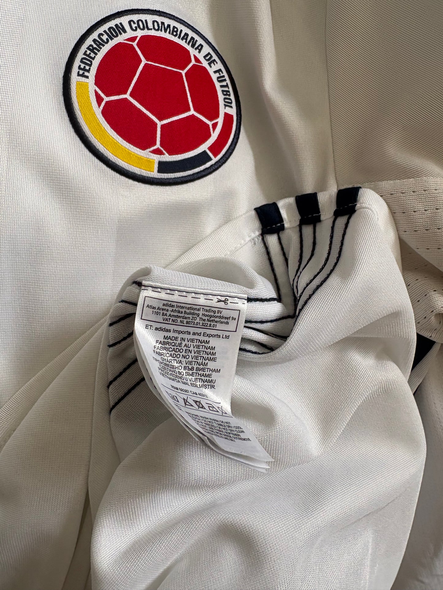 Colombia Away Shirt 2016 (M)