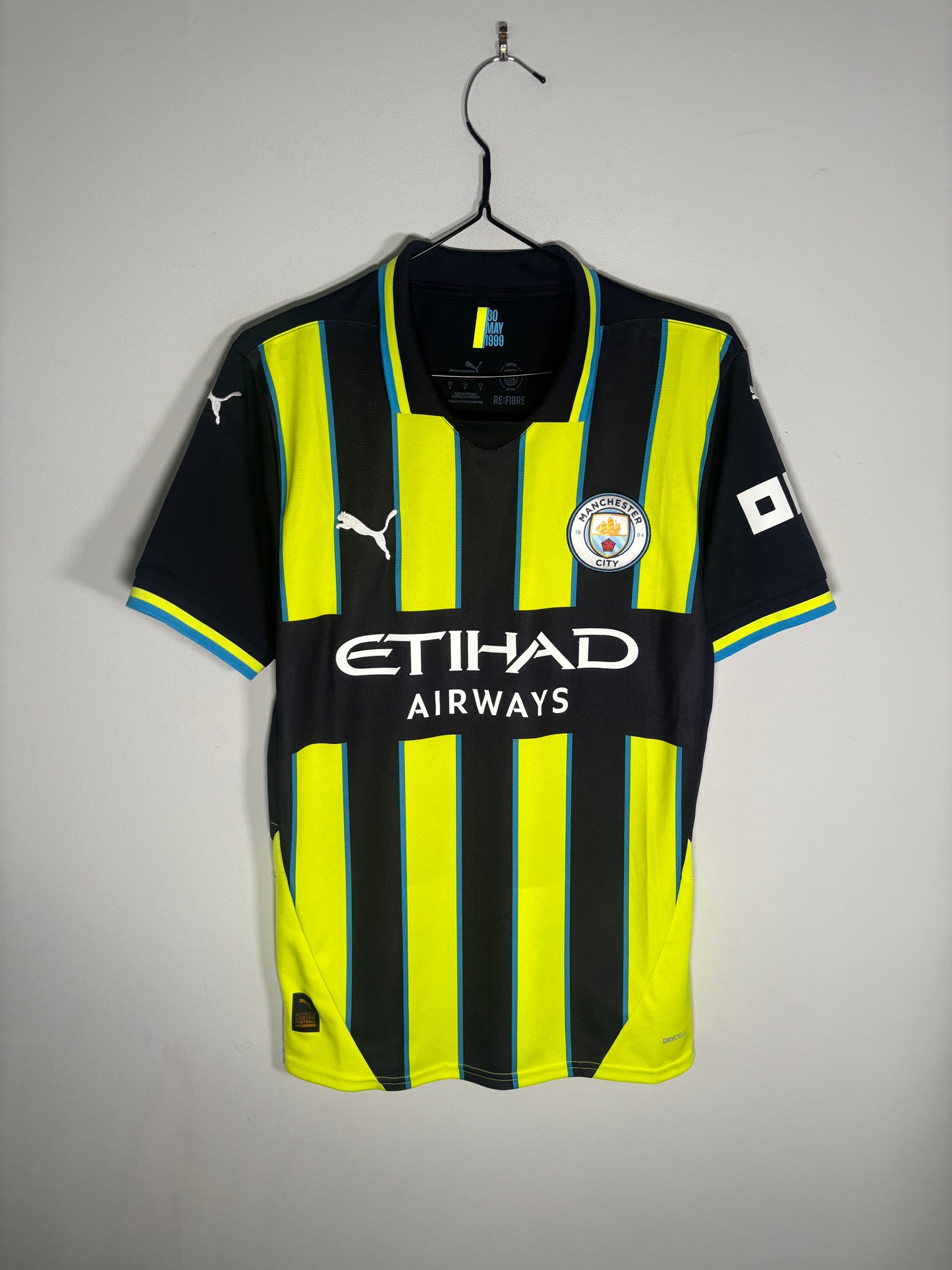 Manchester City Away Shirt 2024/25 (S)