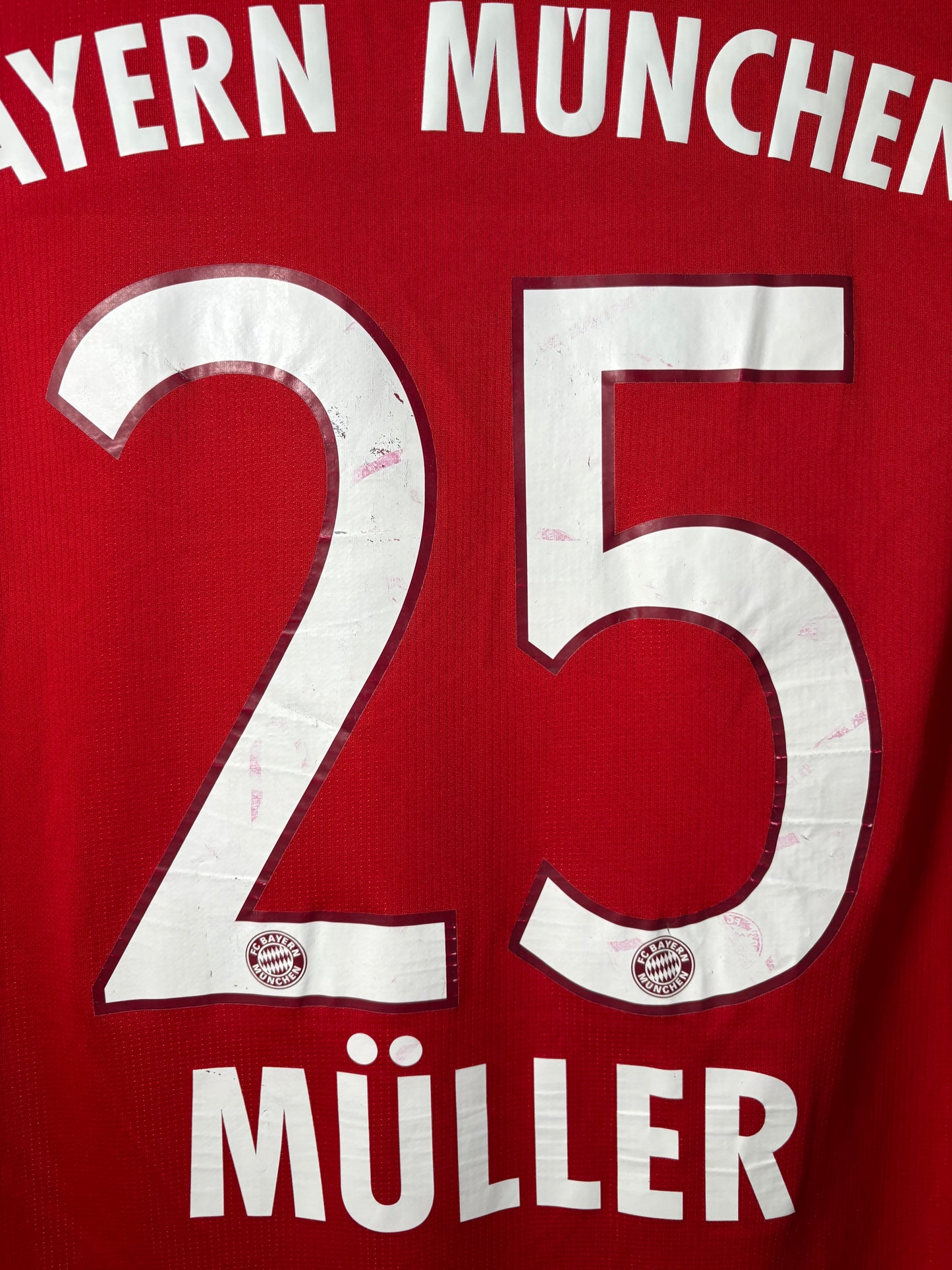 Bayern Munich Home Shirt 2015/16 Muller (M)