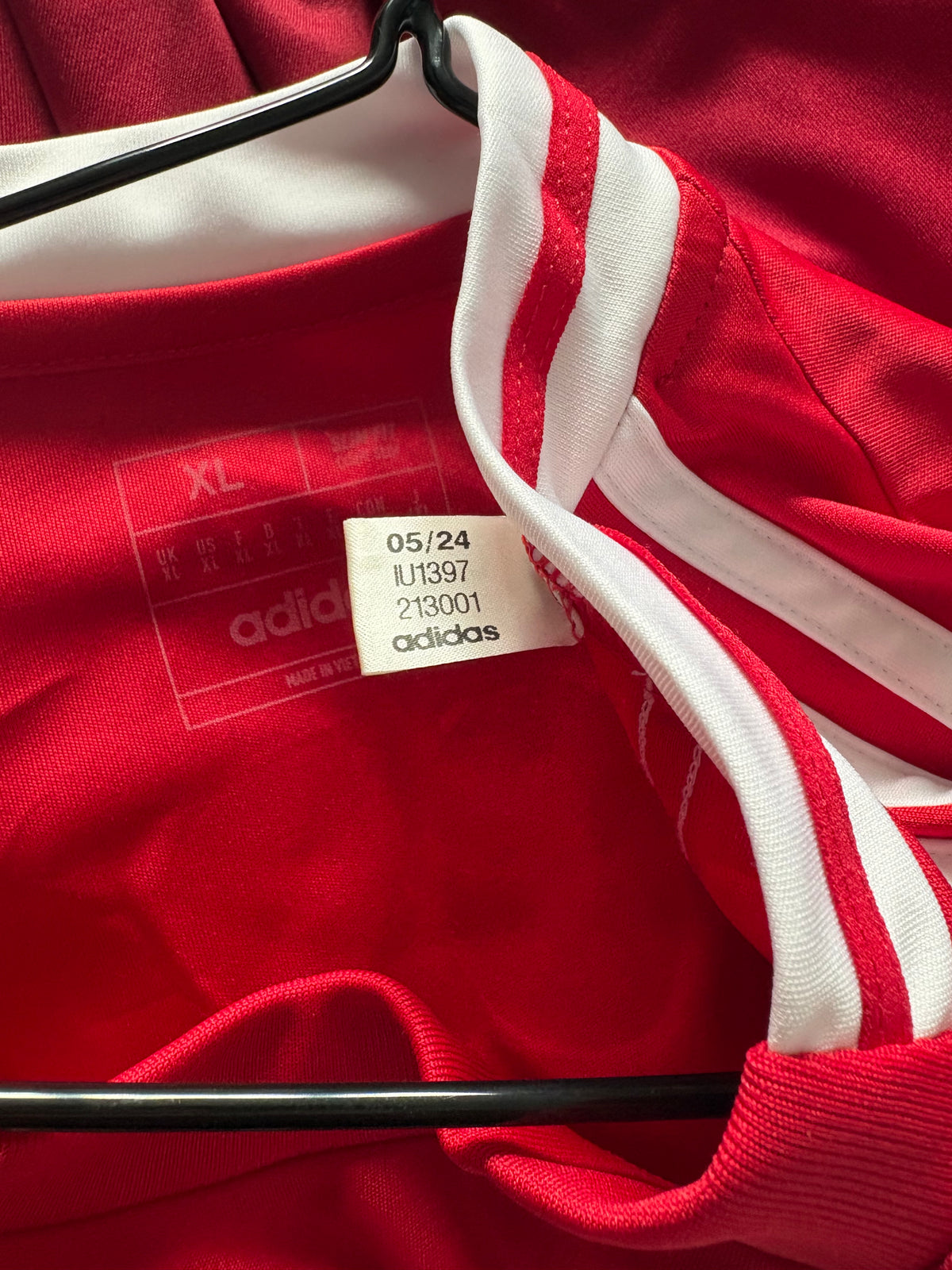 Manchester United Authentic Home Shirt 2024/25 Yoro (XL)