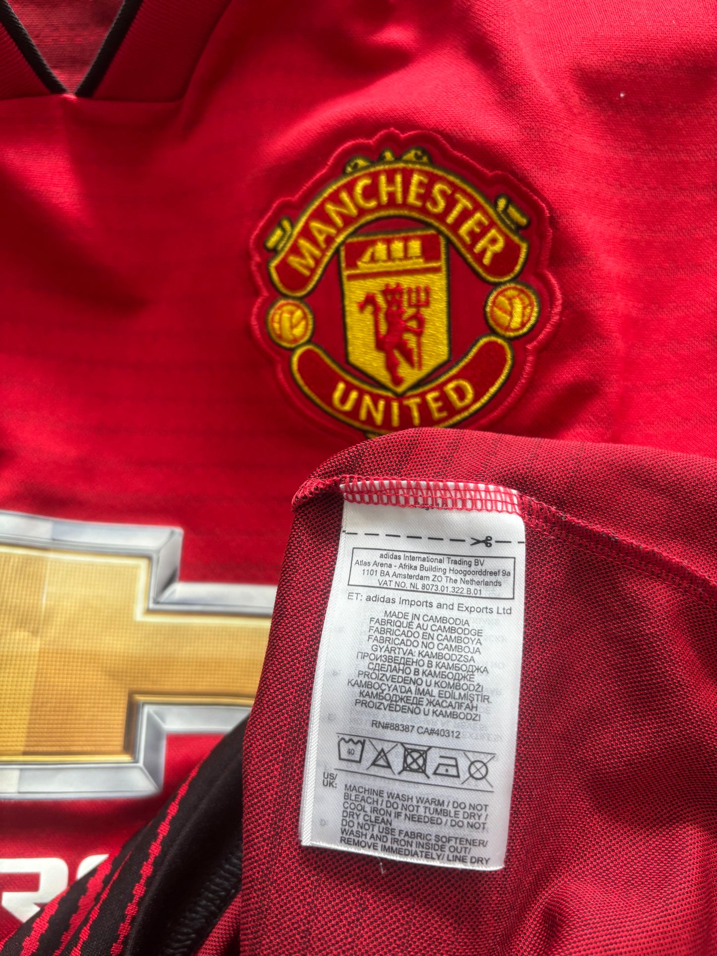 Manchester United Home Shirt 2018/19 Lindelof (M)