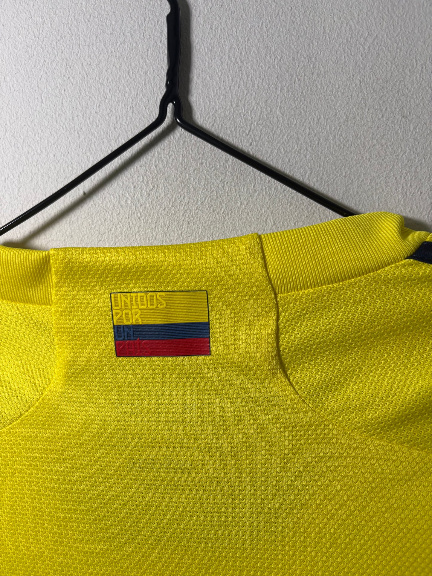 Colombia Home Shirt 2022 (M)