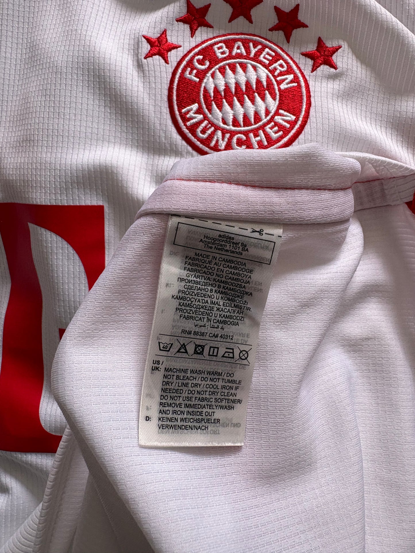 Bayern Munich Home Shirt 2023/24 (XL)