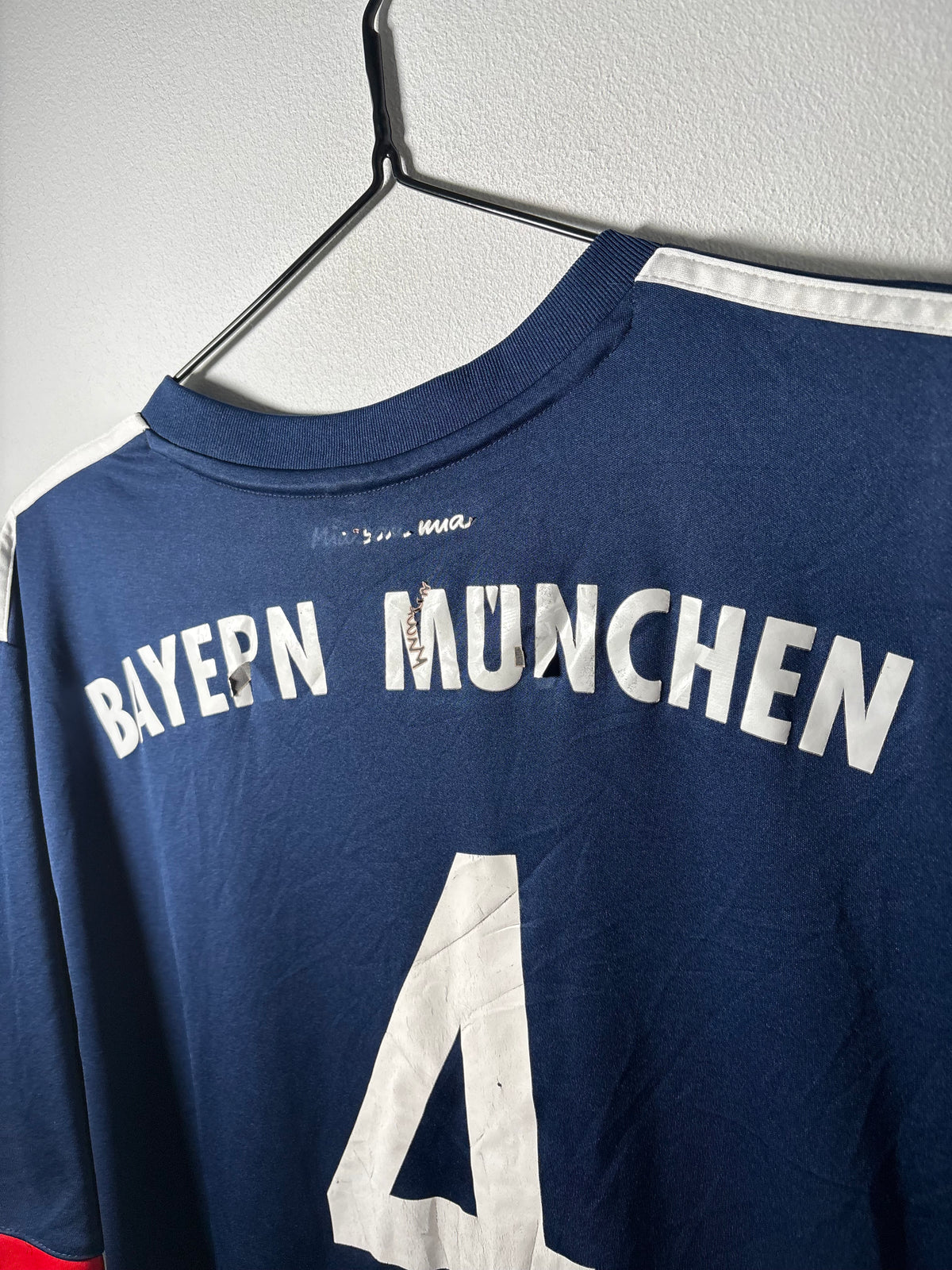 Bayern Munich Away Shirt 2017/18 Sule (XL)