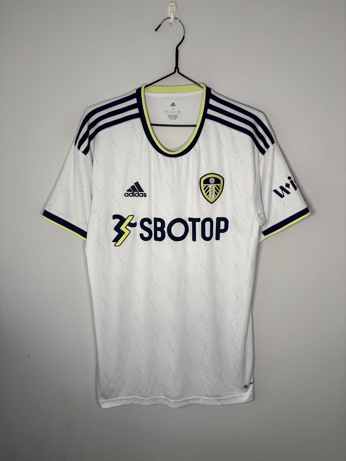 Leeds United Home Shirt 2022/23 (M)