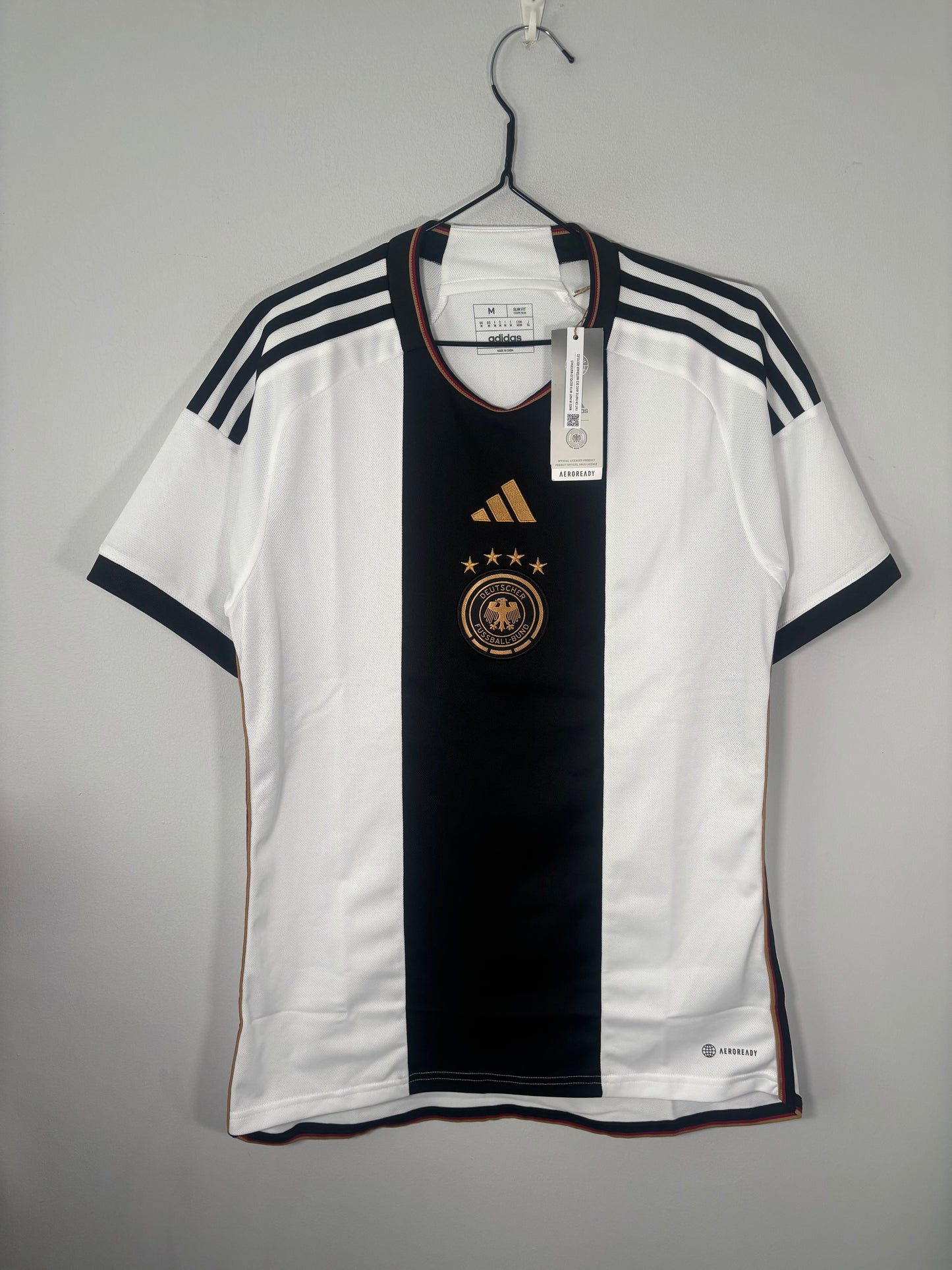 Germany Home Shirt 2022 BNWT (L)