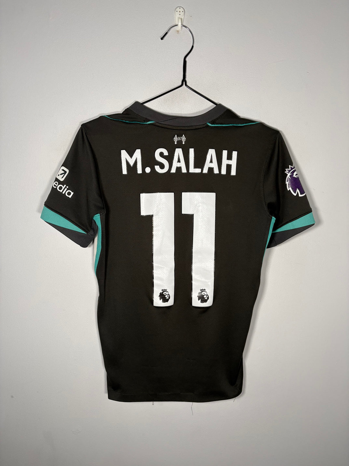 Liverpool Away Shirt 2024/25 Salah (LK)