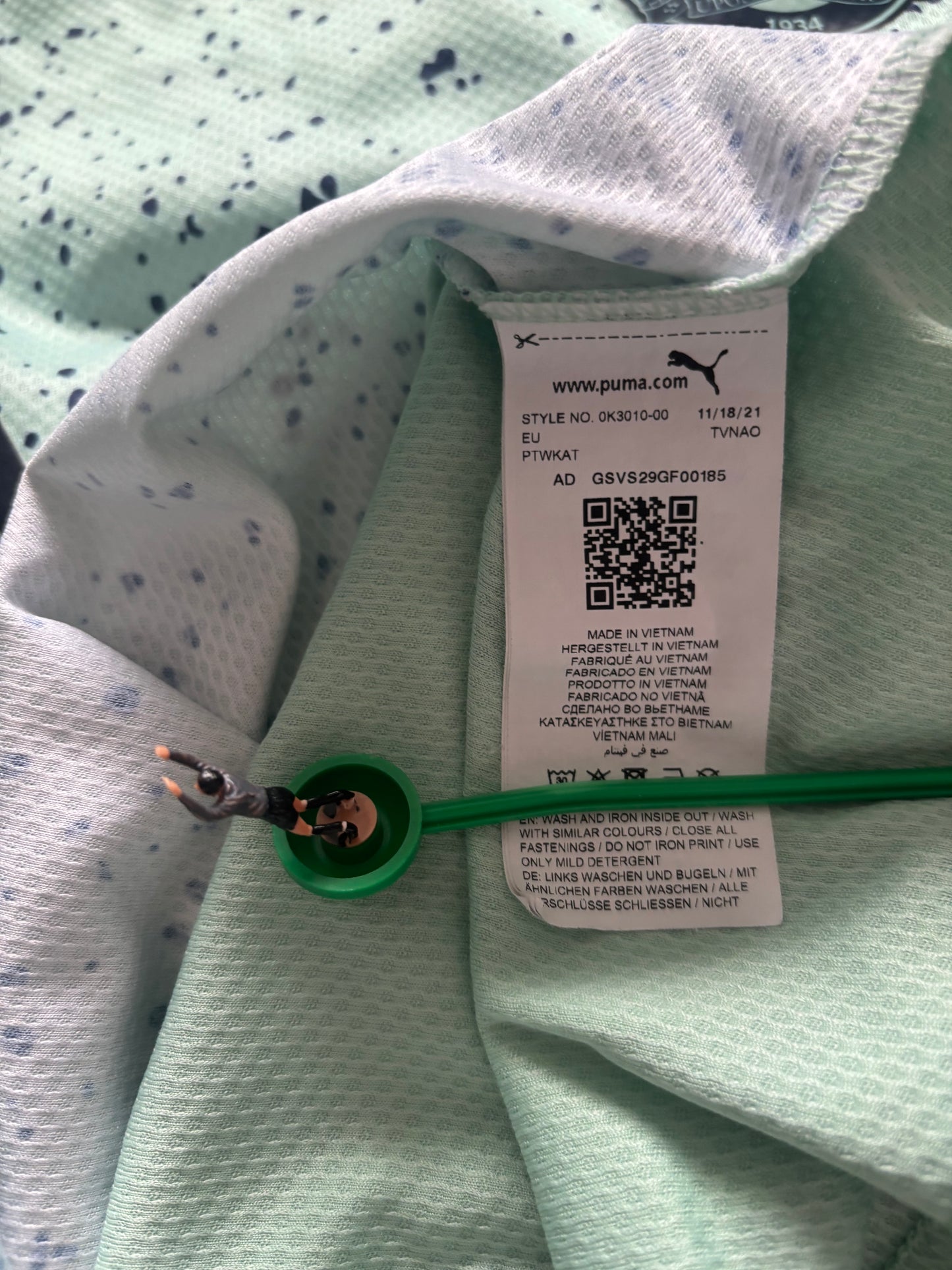 Peterborough Away Shirt 2022/23 (S)