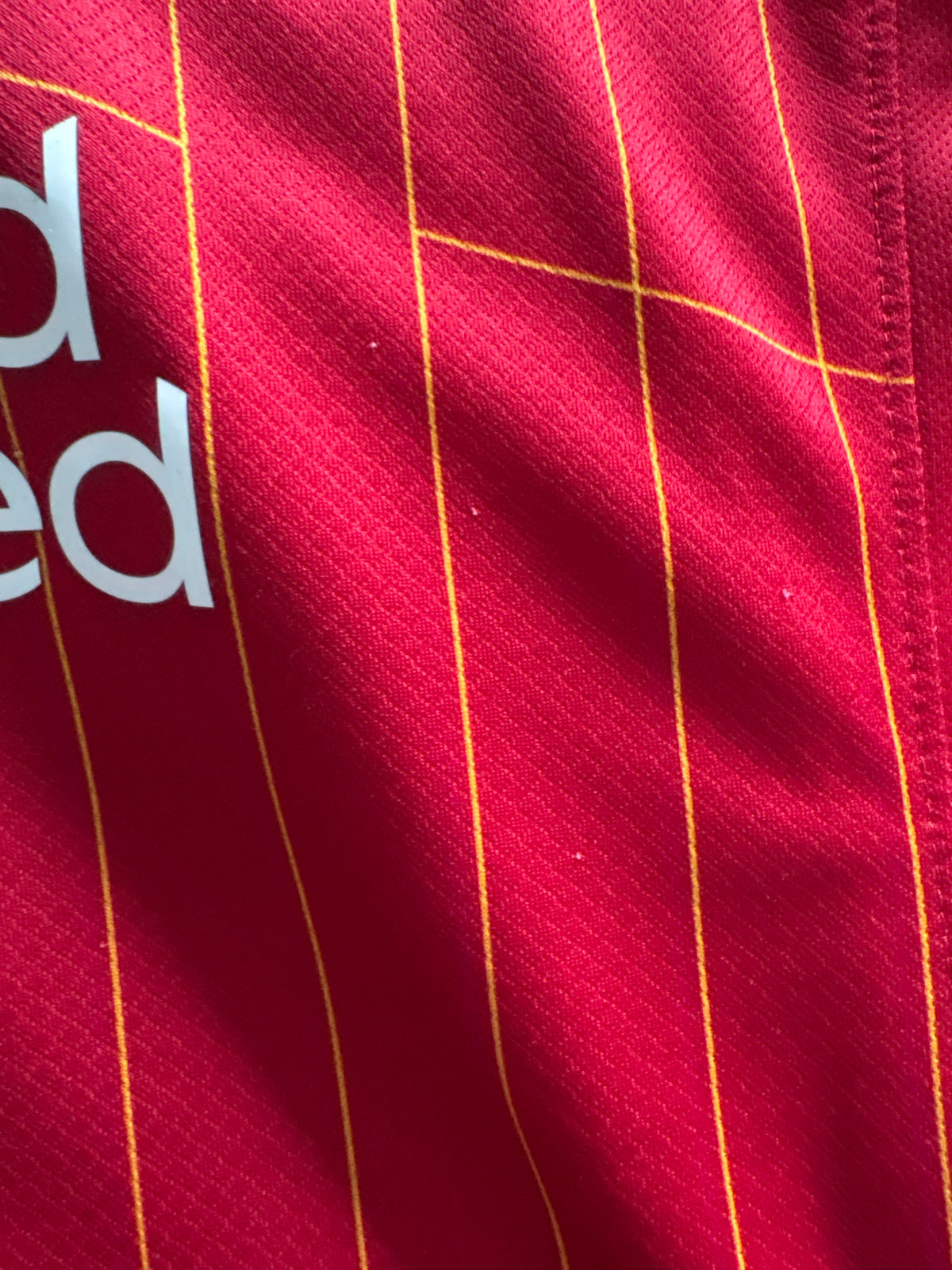 Liverpool Home Shirt 2024/25 Salah (M)