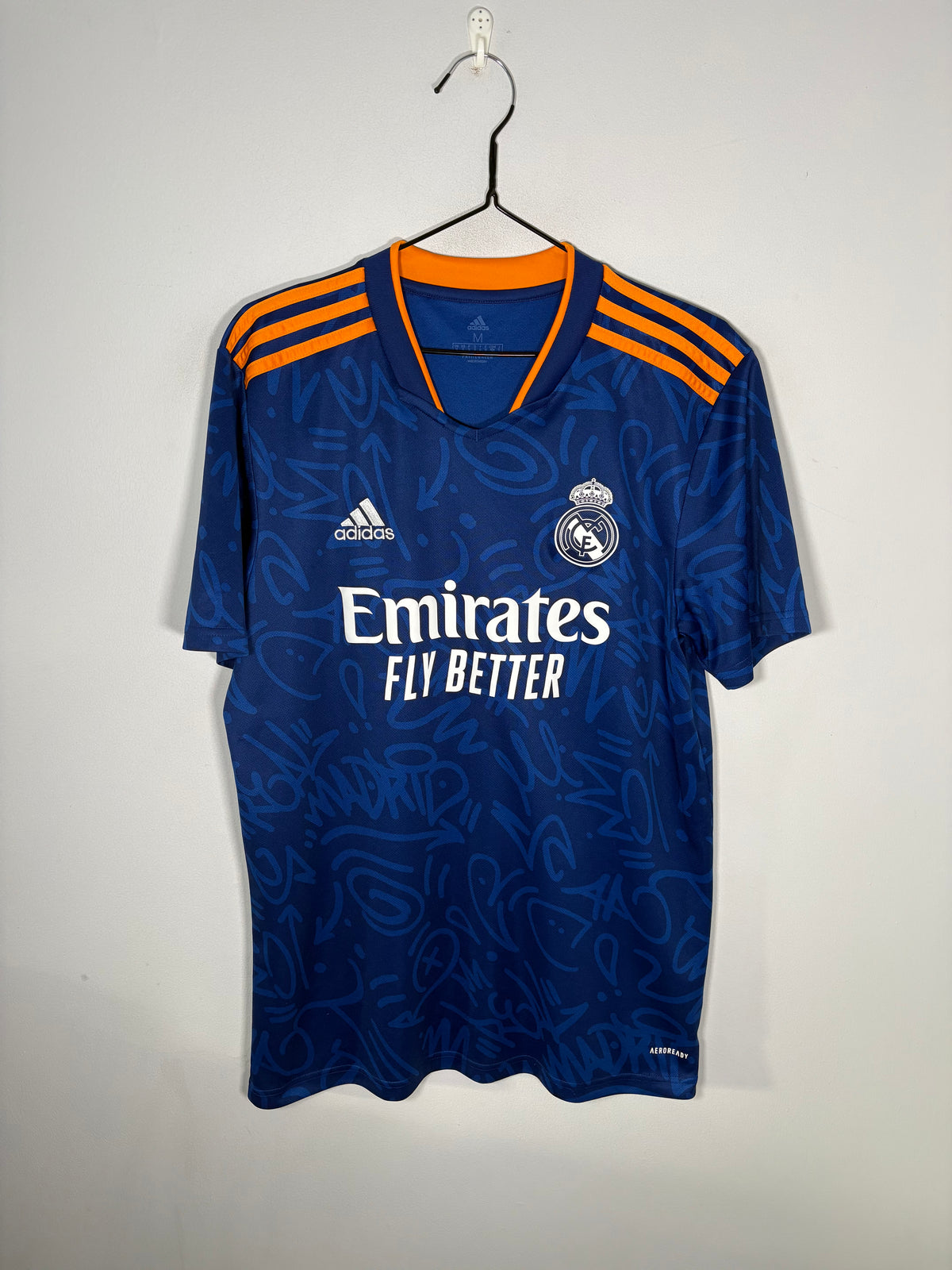 Real Madrid Away Shirt 2021/22 (M)