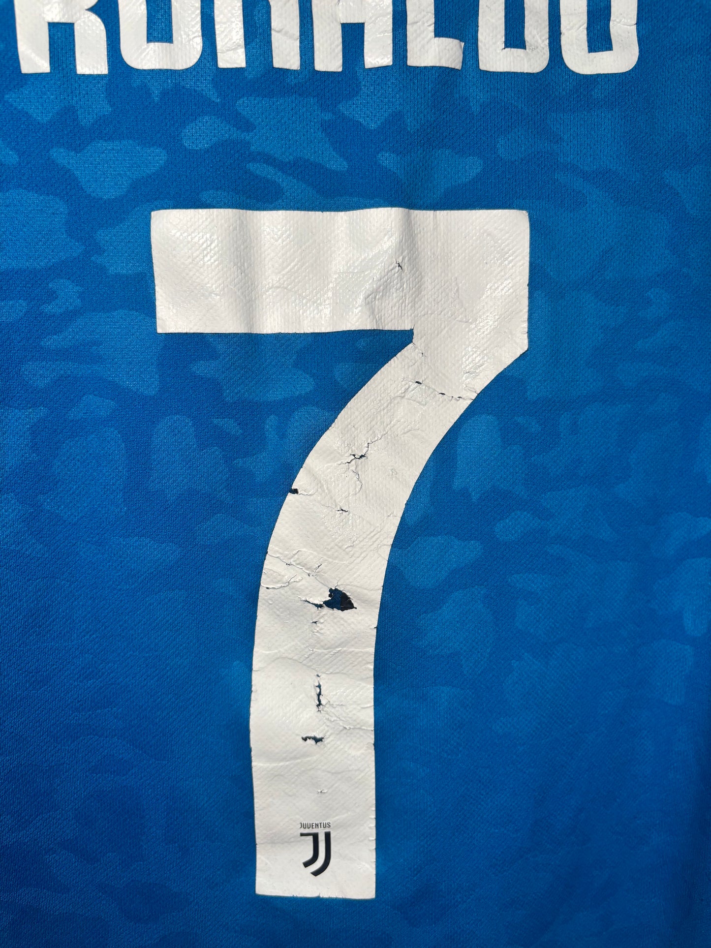 Juventus Third Shirt 2019/20 Ronaldo (L)