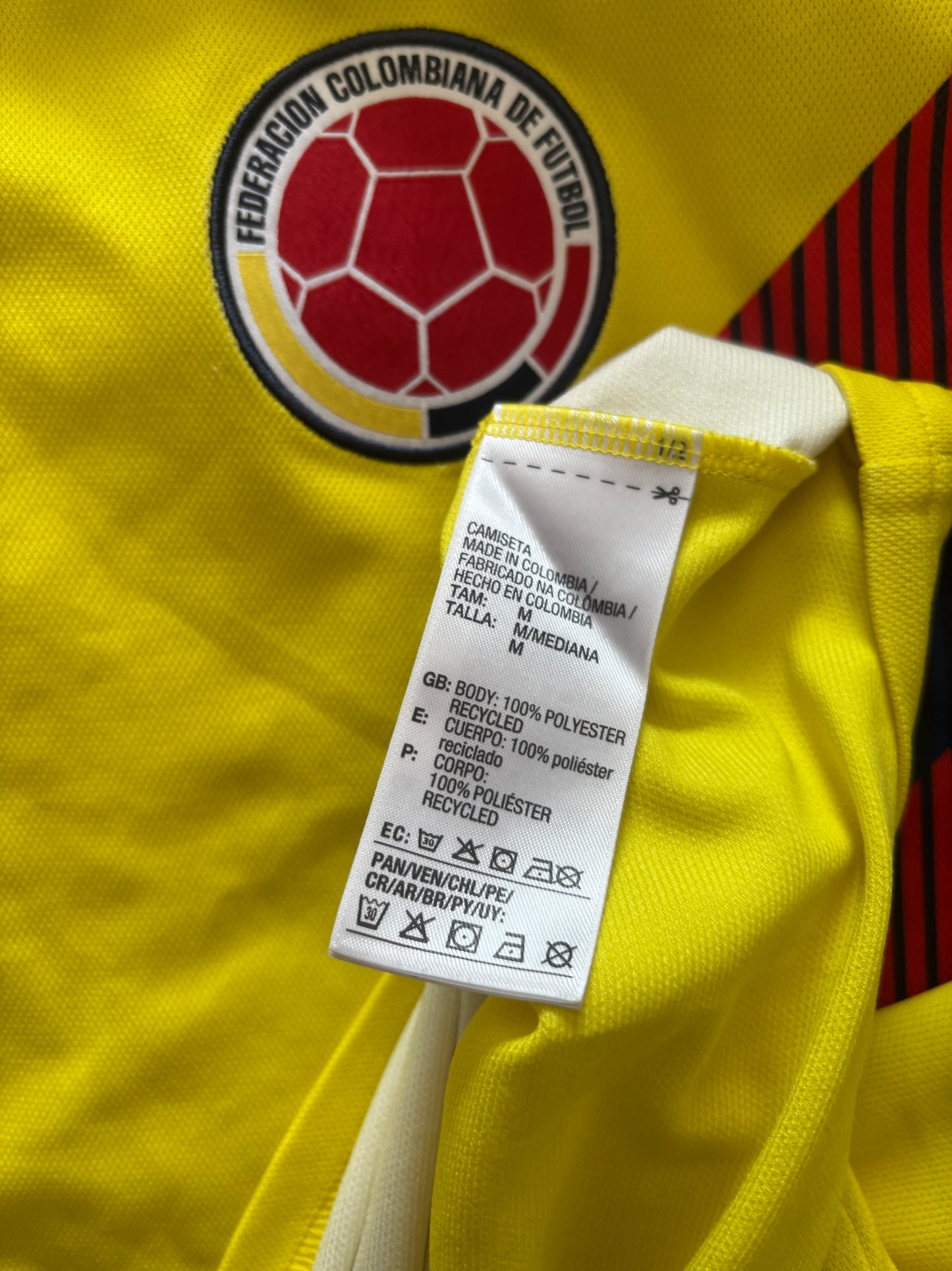 Colombia Home Shirt 2018 (M)