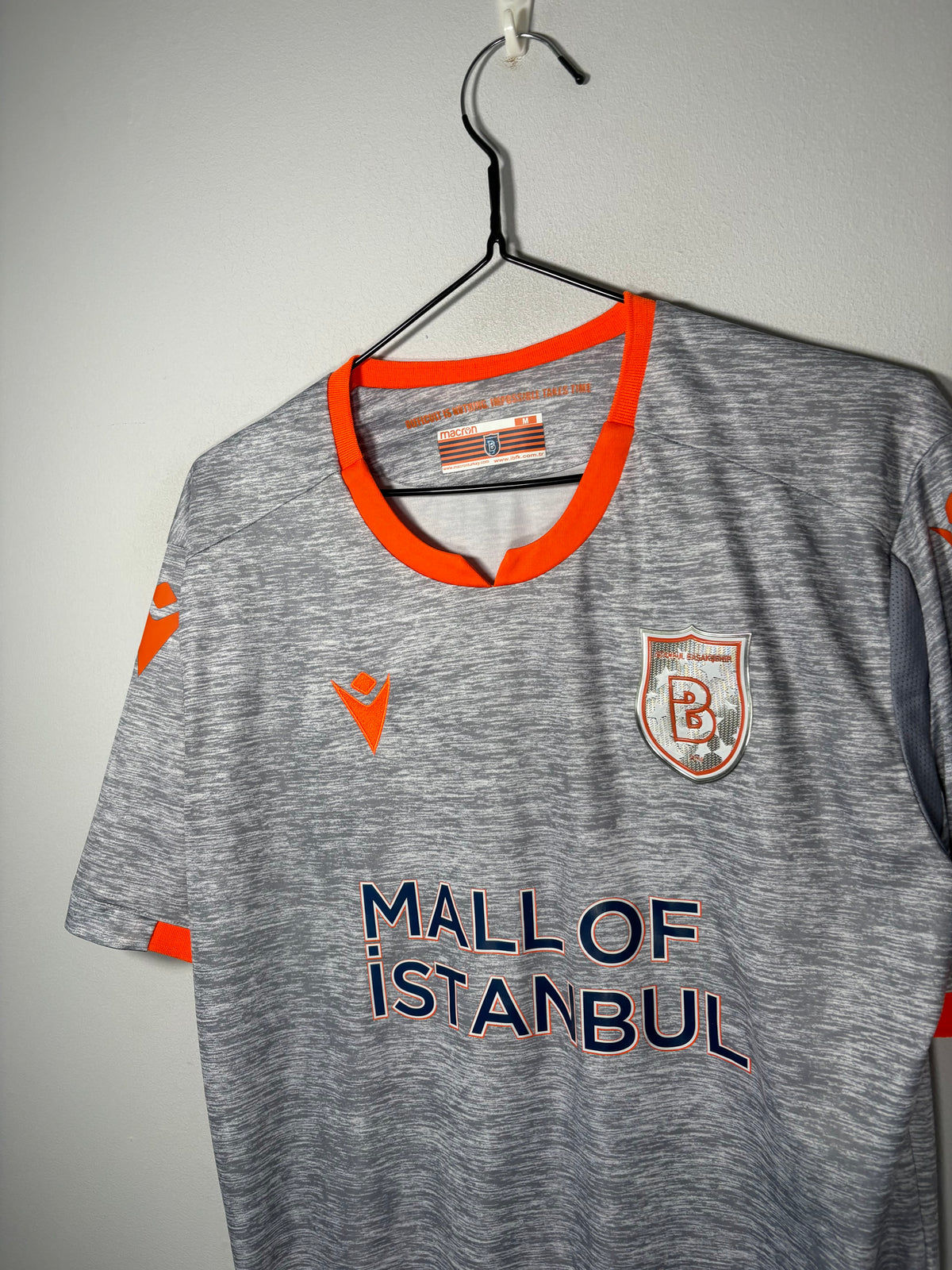 Istanbul Basaksehir Third Shirt 2019/20 (M)