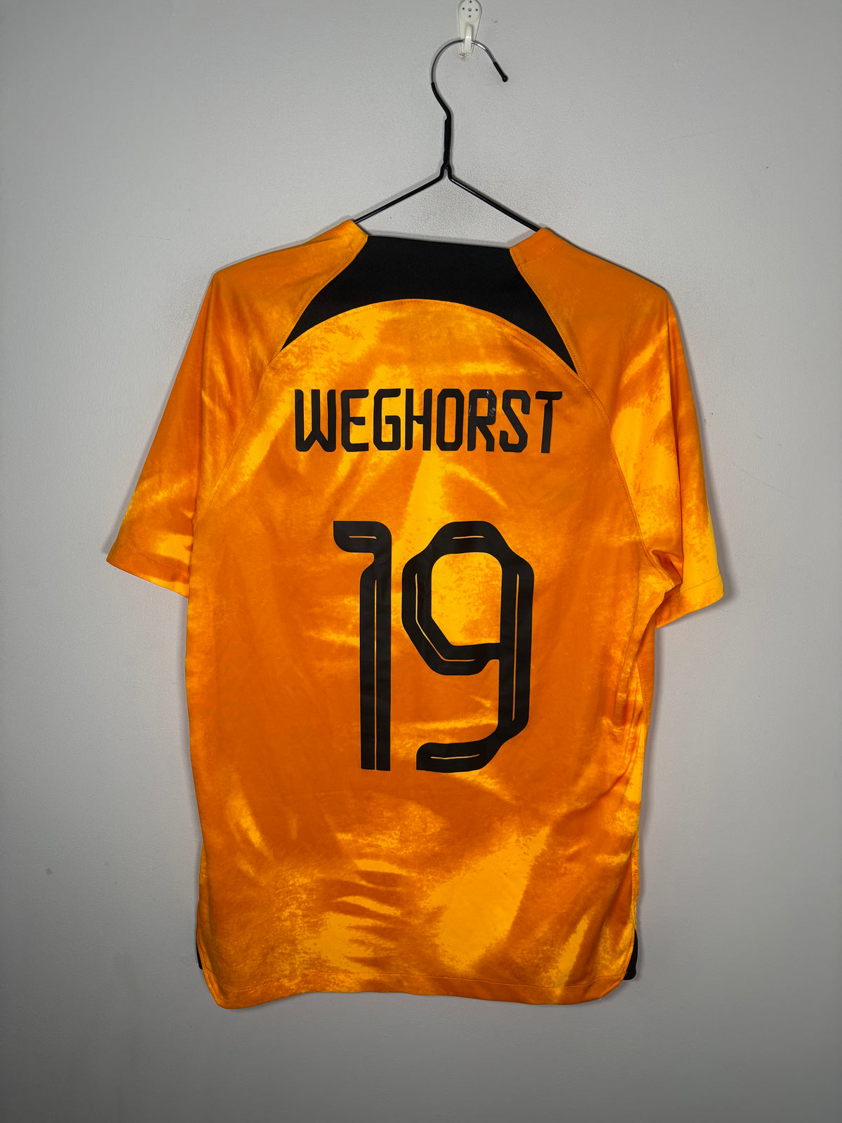 Netherlands Authentic Home Shirt 2022 Weghorst (M)