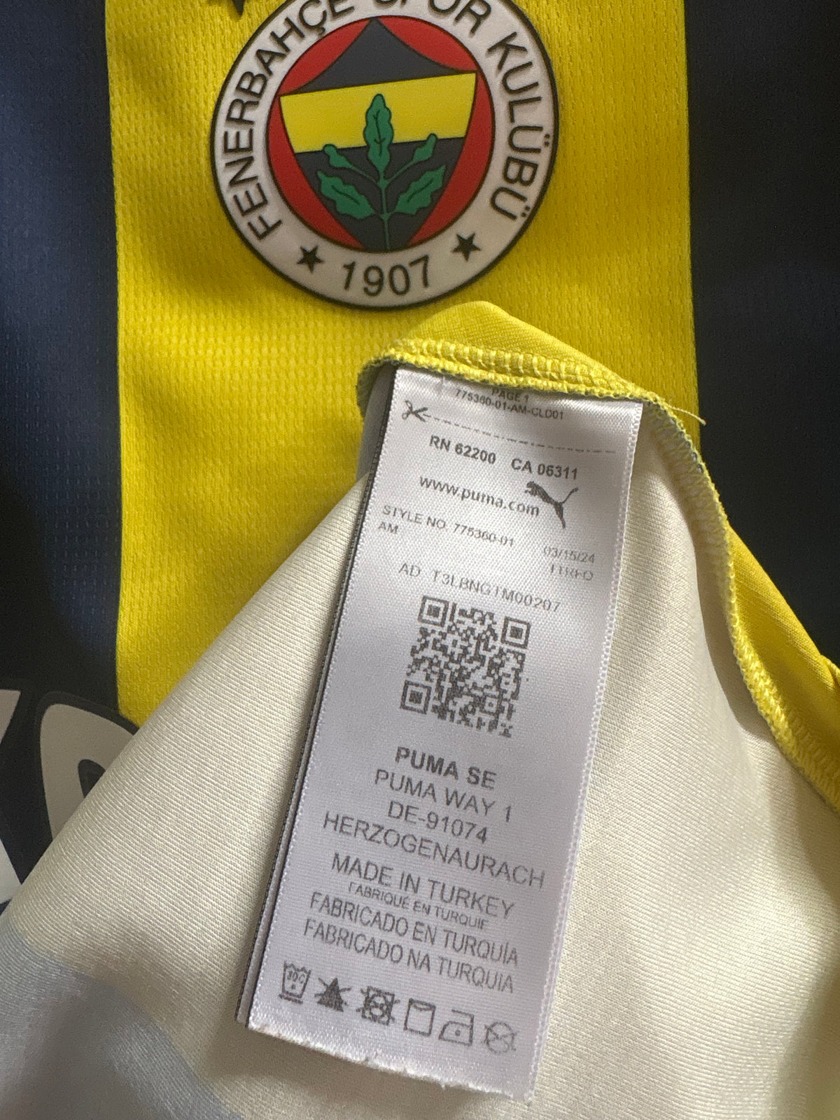 Fenerbahce Home Shirt 2024/25 (L)