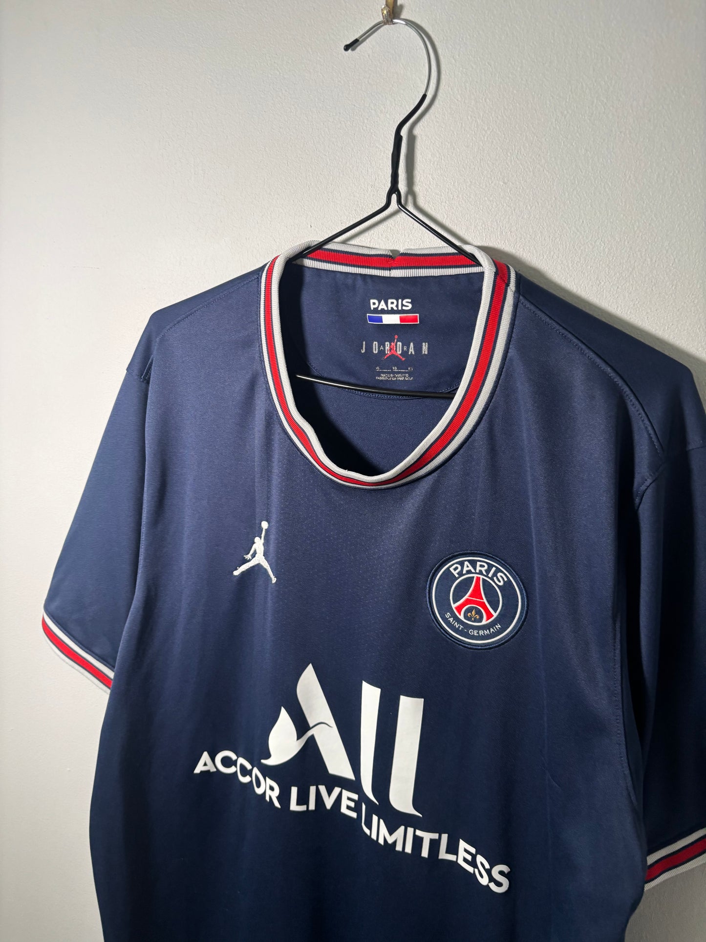 PSG Home Shirt 2021/22 (XL)