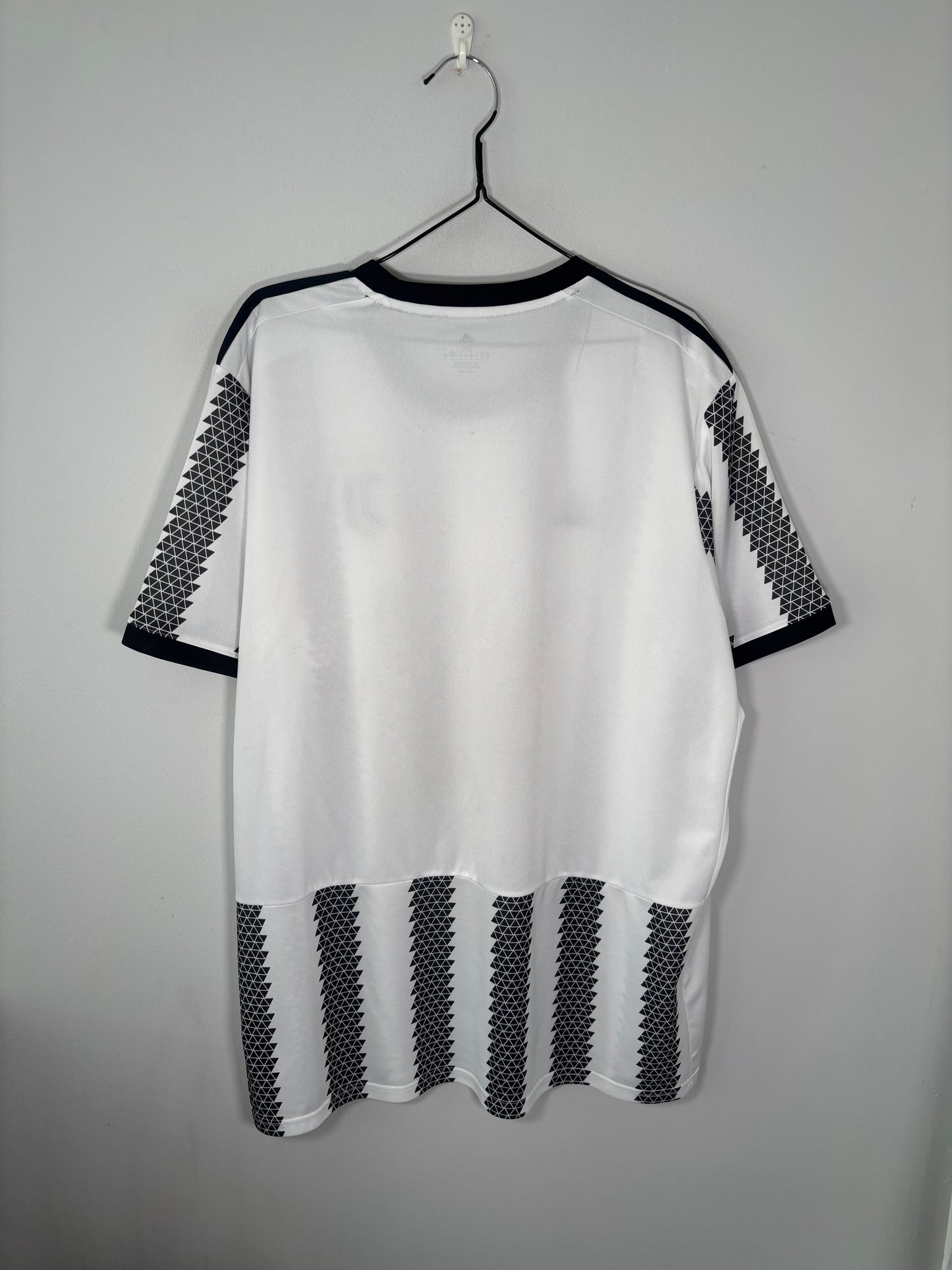 Juventus Home Shirt 2022/23 (XXL)