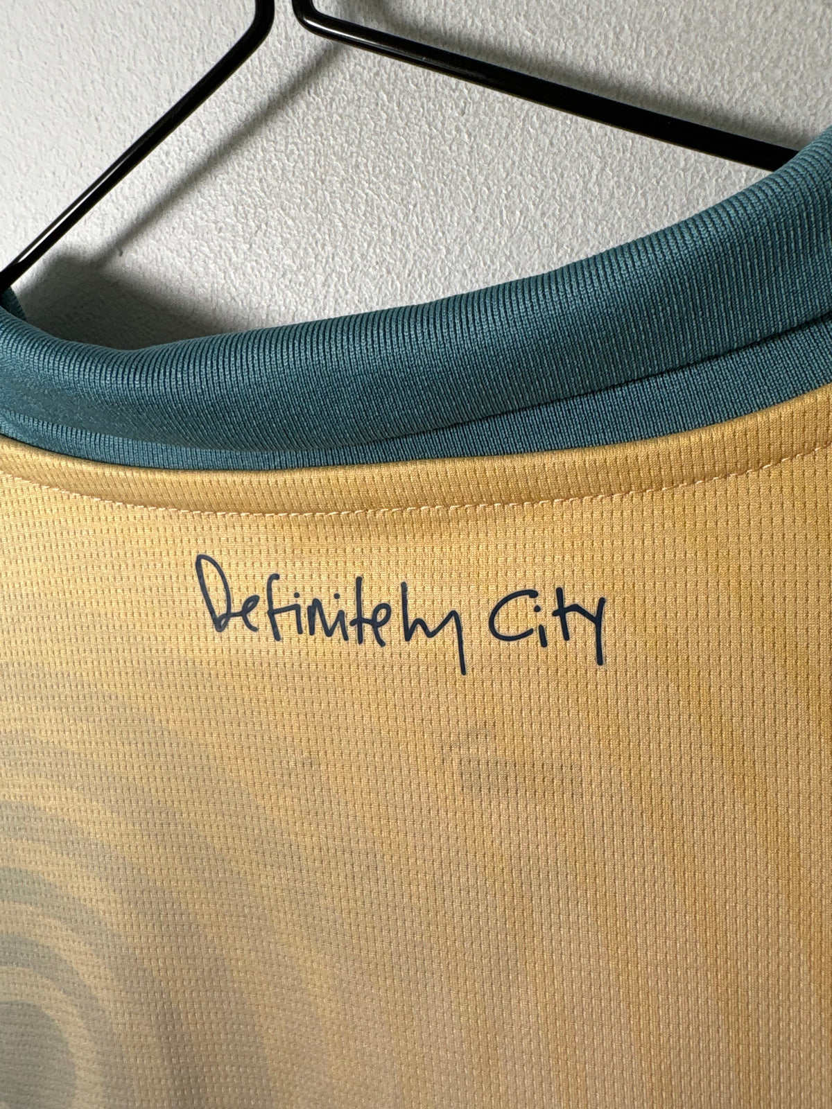 Manchester City Fourth Shirt 2024/25 (L)
