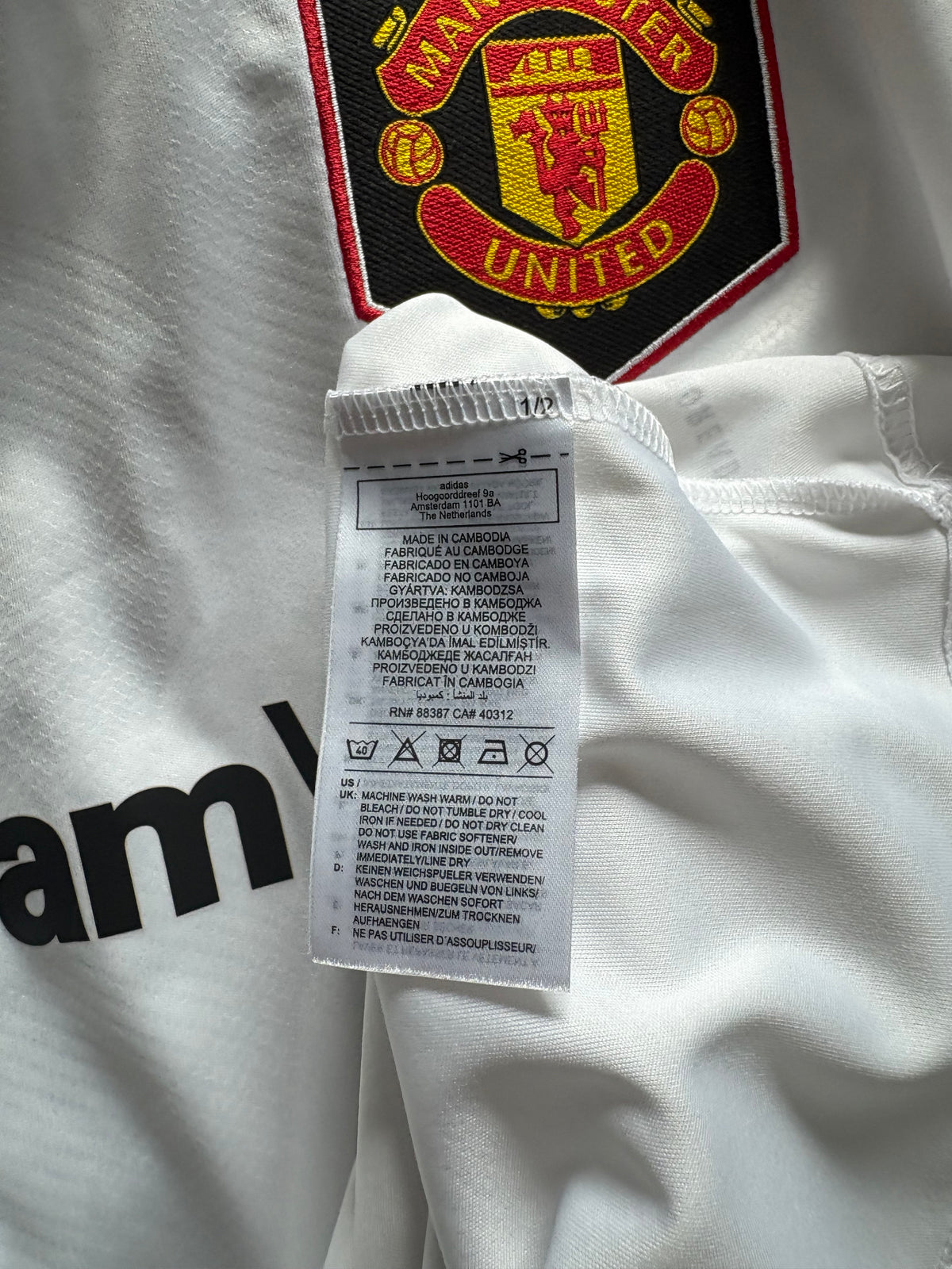 Manchester United Authentic Away Shirt 2022/23 Eriksen (L)