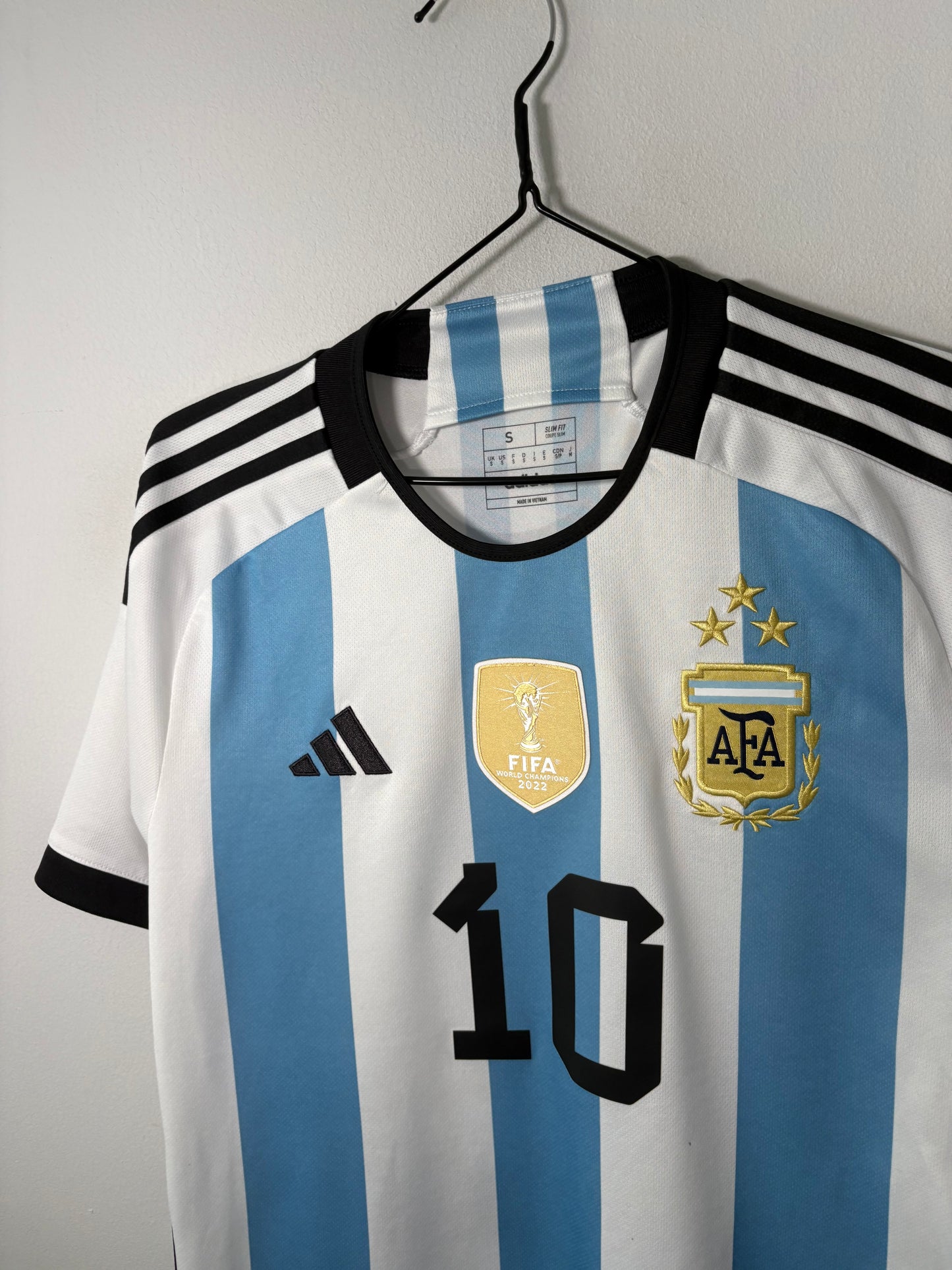 Argentina Home Shirt 2022 Messi (S)