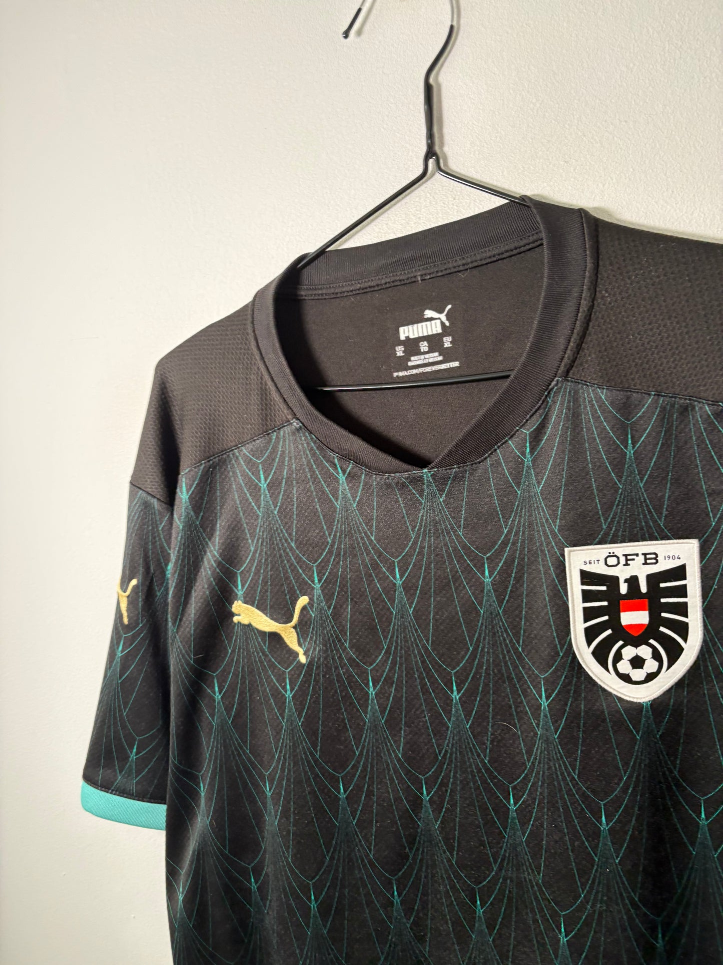 Austria Away Shirt 2020 (XL)