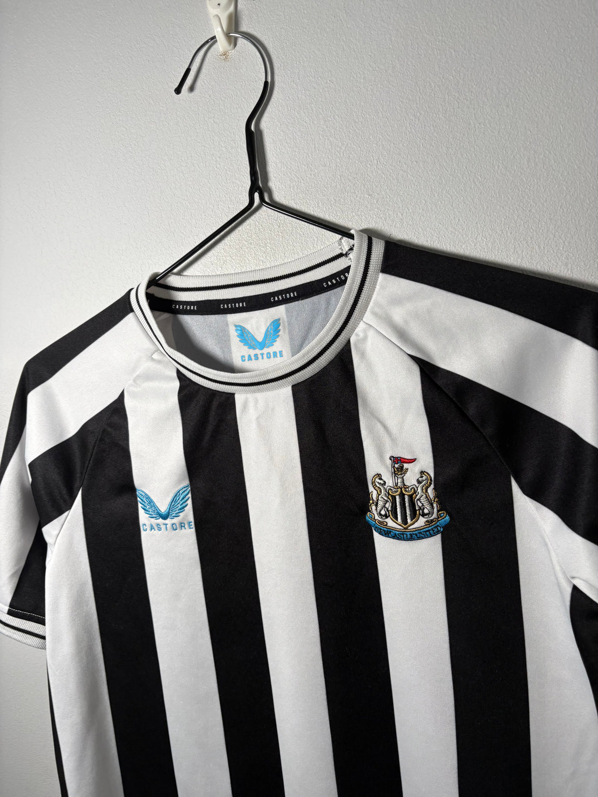 Newcatle United Home Shirt 2022/23 Saint Maximin (XLK)