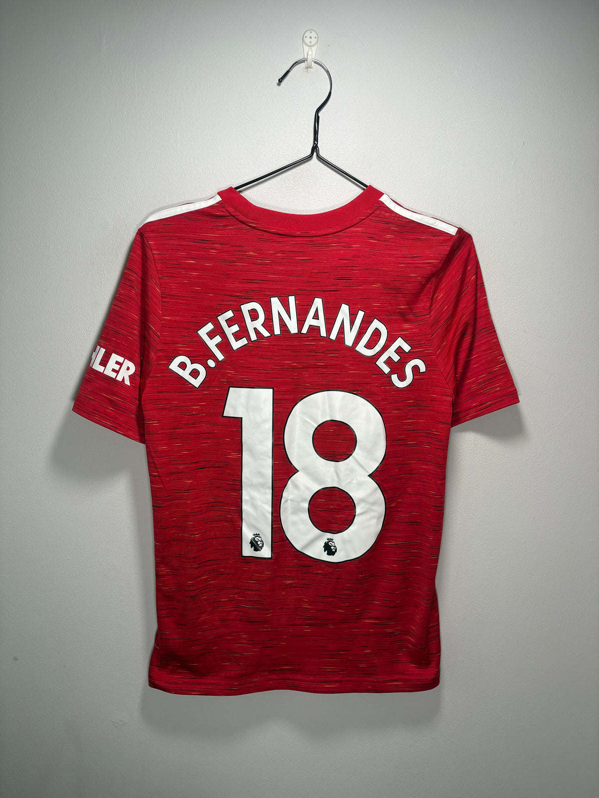 Manchester United Authentic Home Shirt 2020/21 Bruno Fernandes (LK)