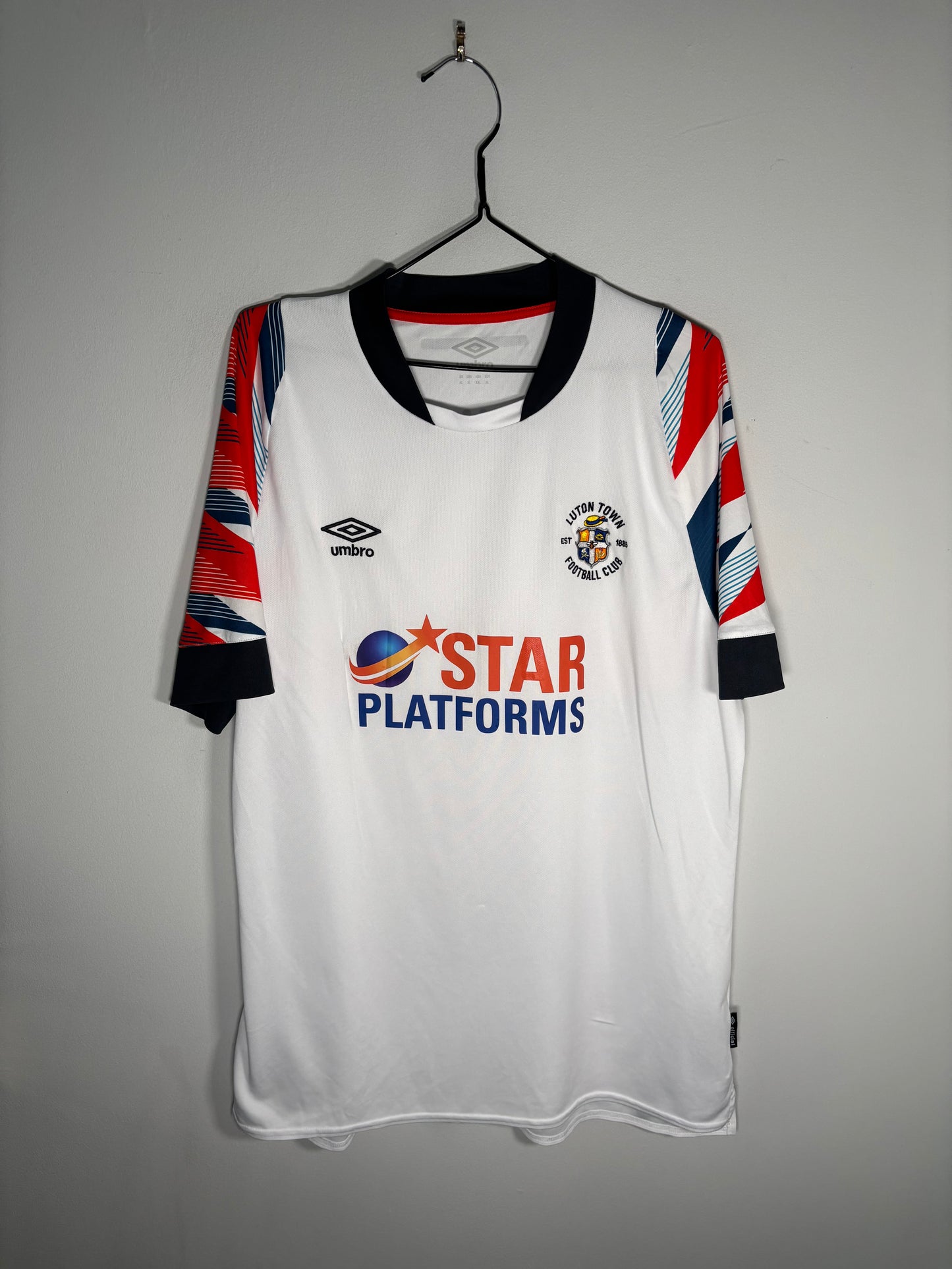 Luton Town Away Shirt 2022/23 (XL)
