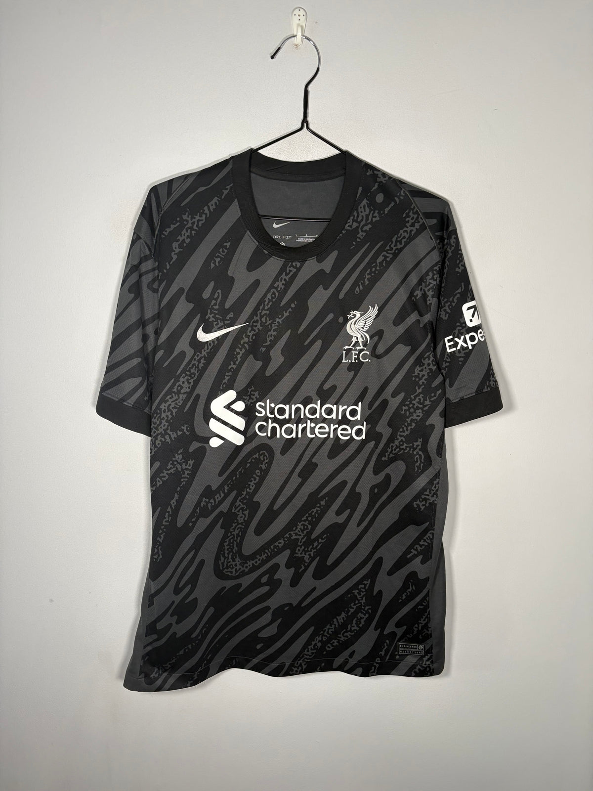 Liverpool Goalkeeper Shirt 2024/25 (L)