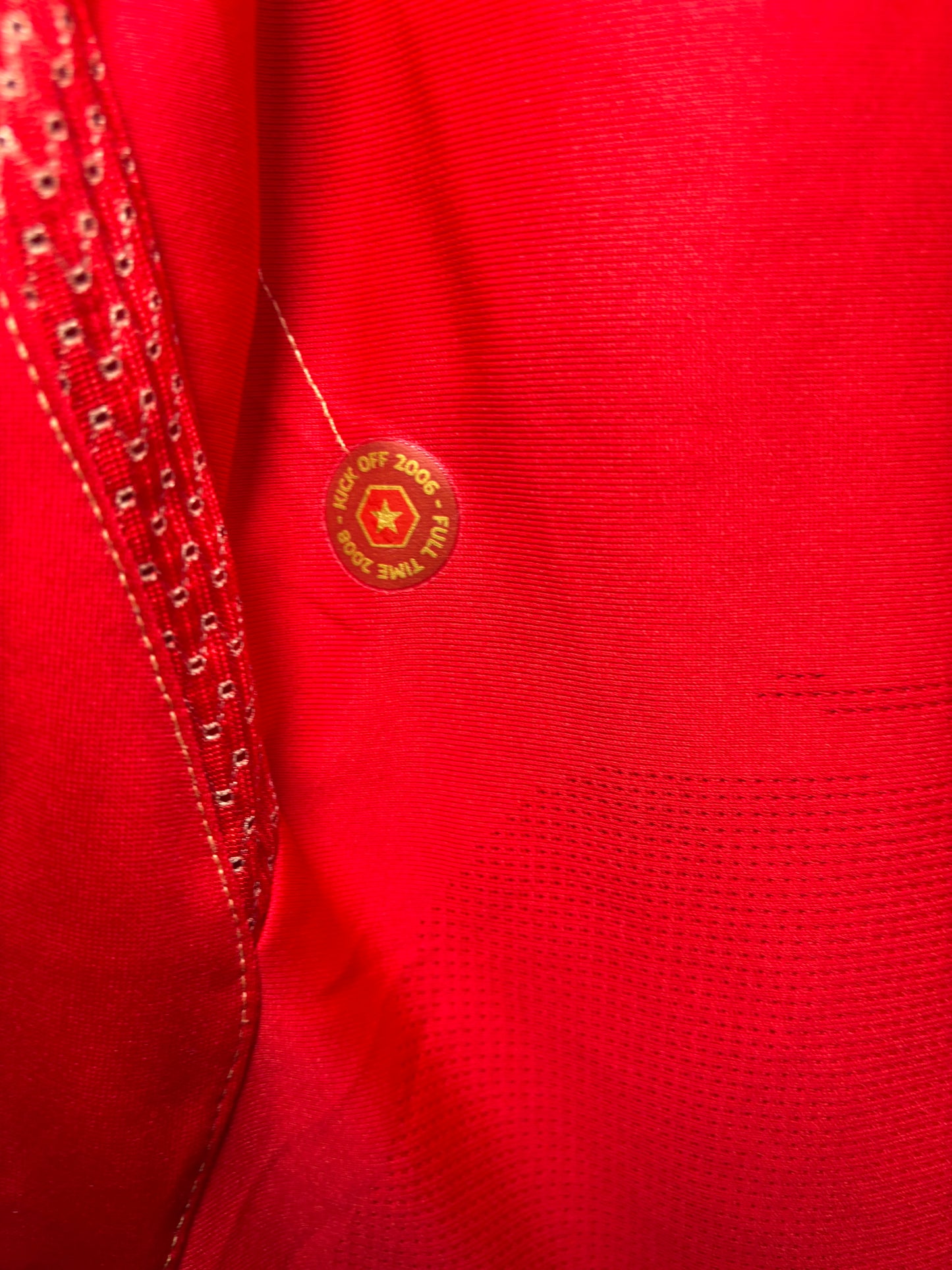 England Away Shirt 2006 David Beckham (S)