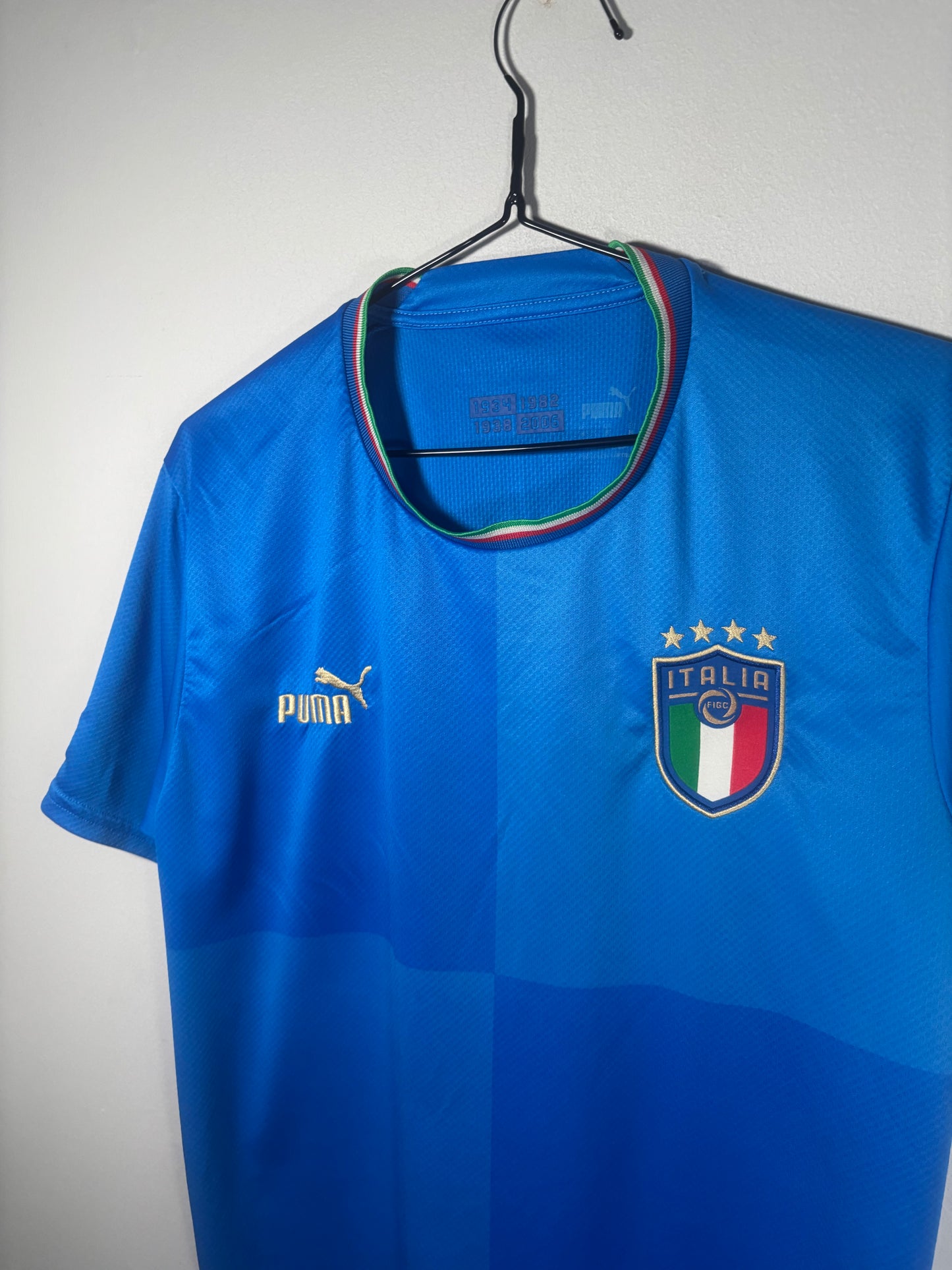 Italy Home Shirt 2022 (M)