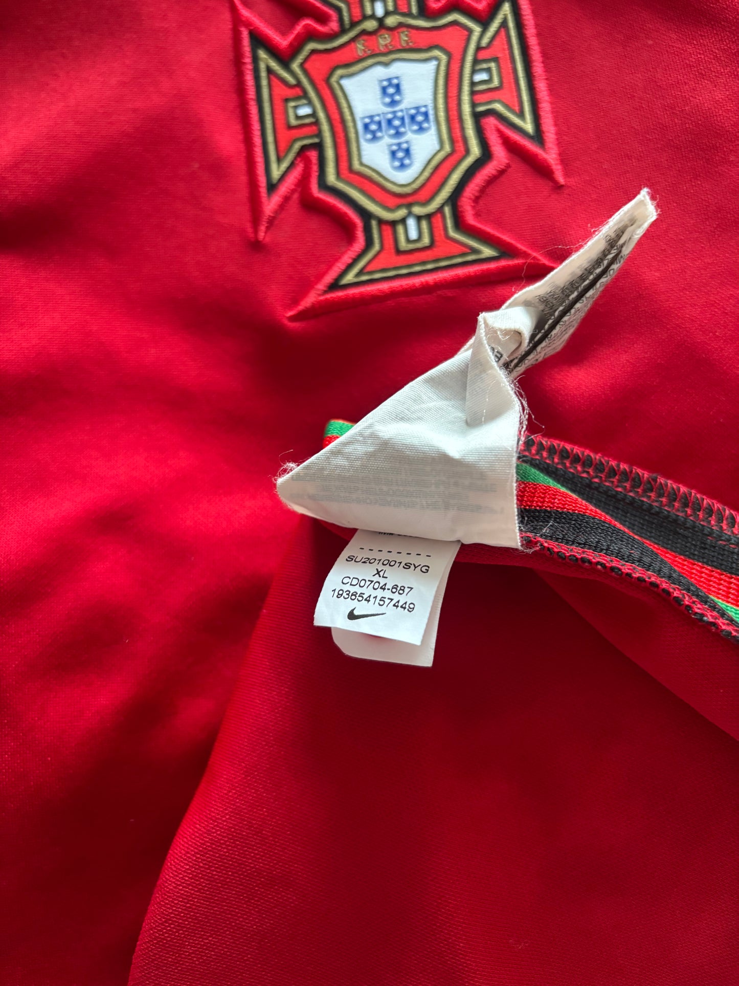 Portugal Home Shirt 2020 Ronaldo (XL)