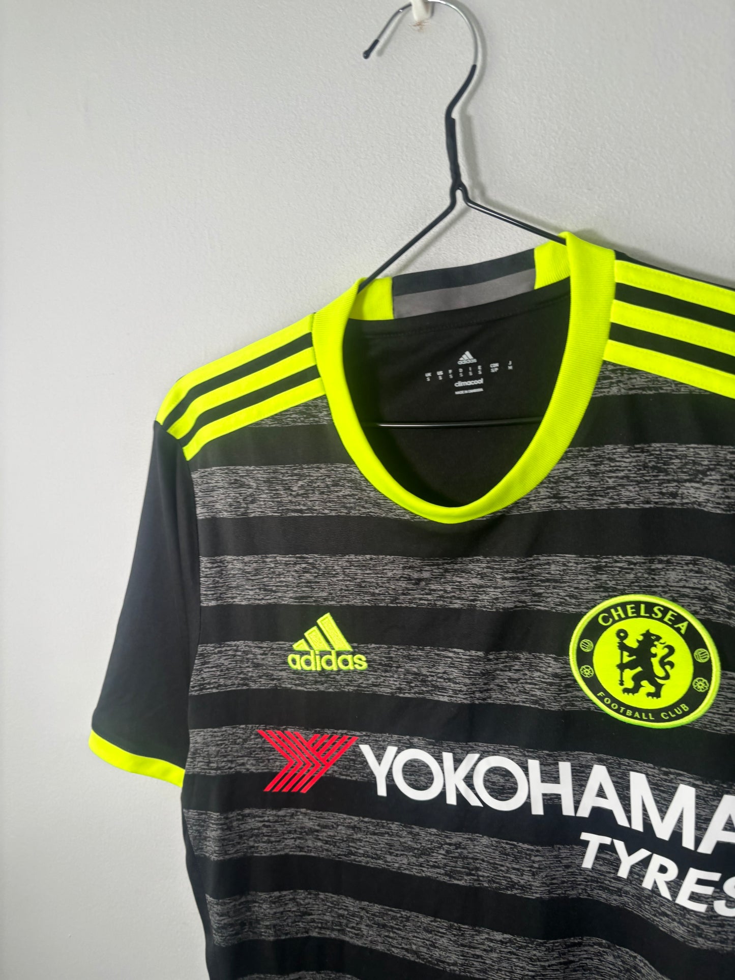 Chelsea Away Shirt 2016/17 (S)