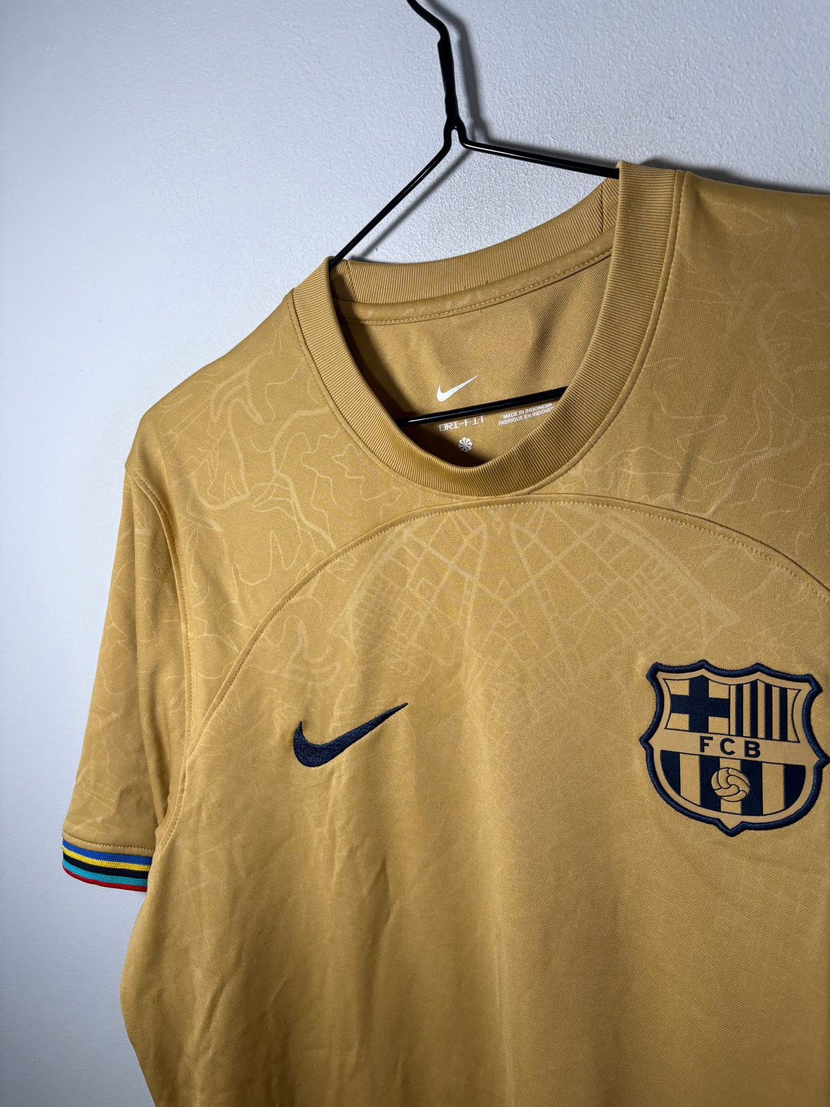 Barcelona Away Shirt 2022/23 (M)