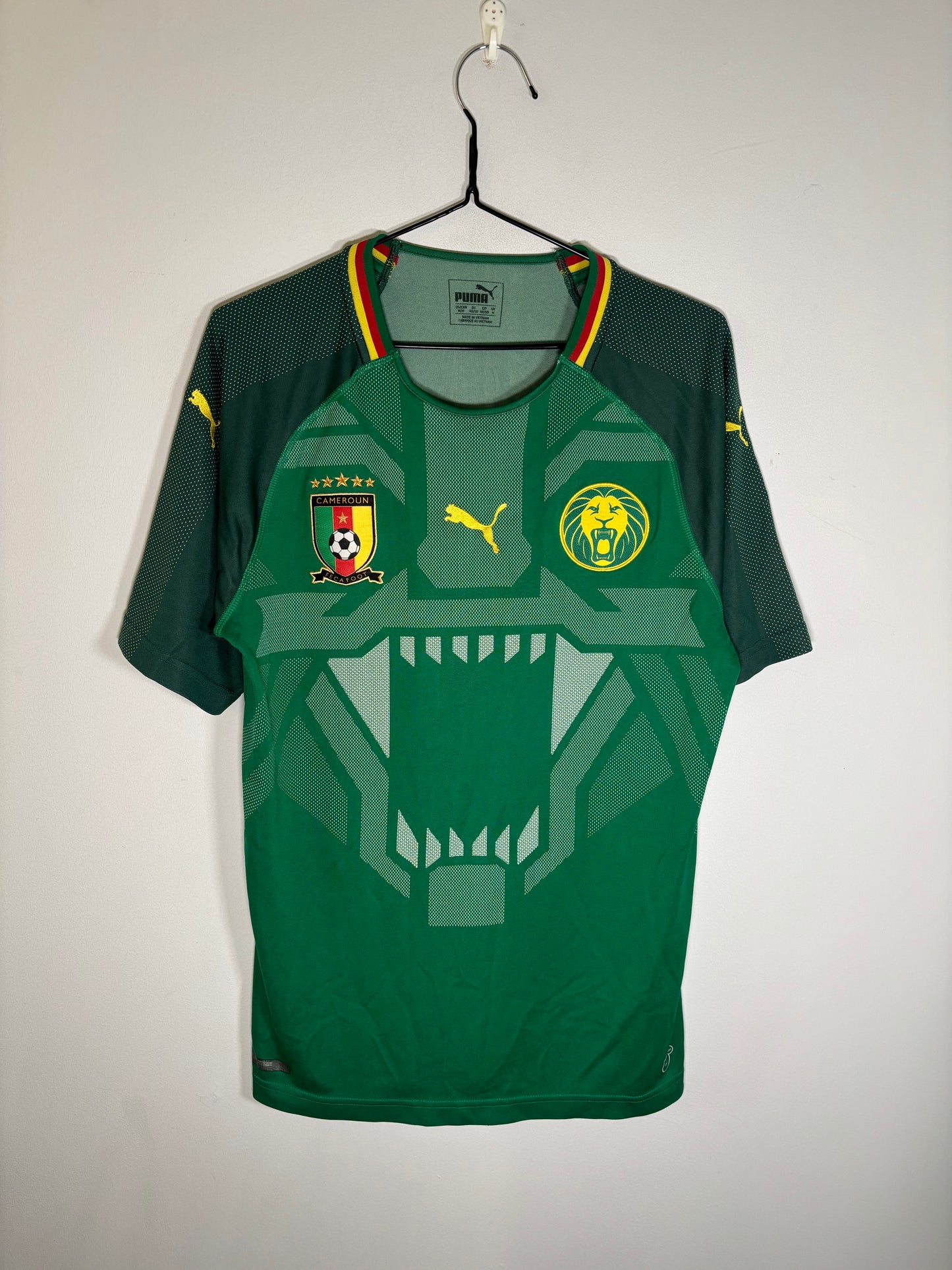 Cameroon Home Shirt 2018 (M)