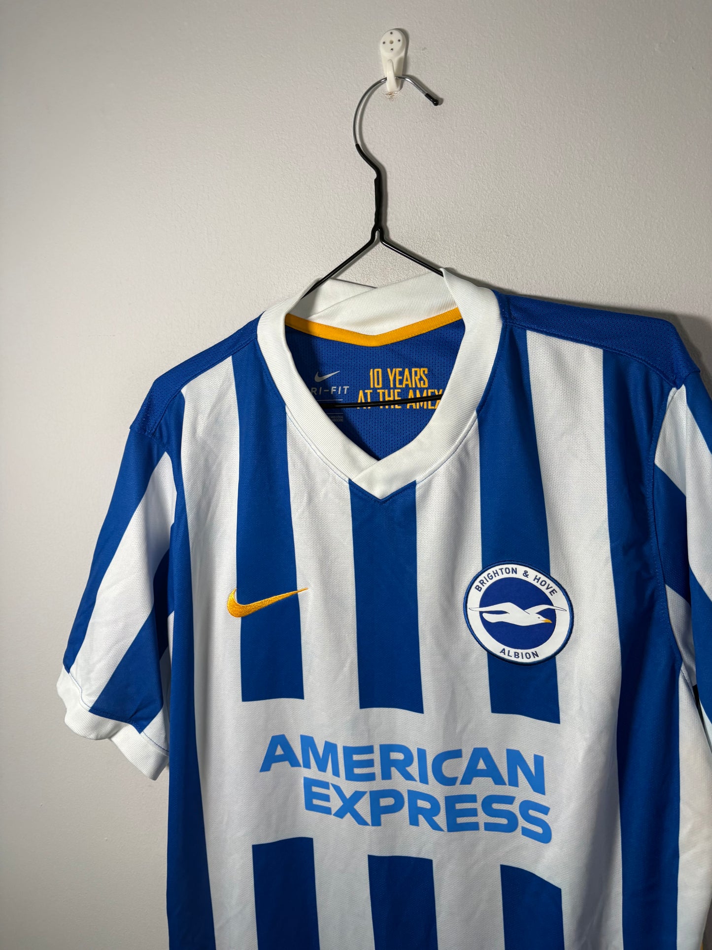 Brighton And Hove Albion Home Shirt 2021/22 (XL)