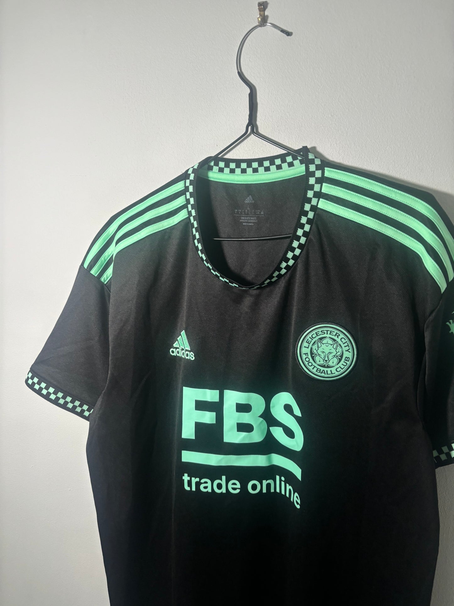 Leicester City Away Shirt 2022/23 (L)