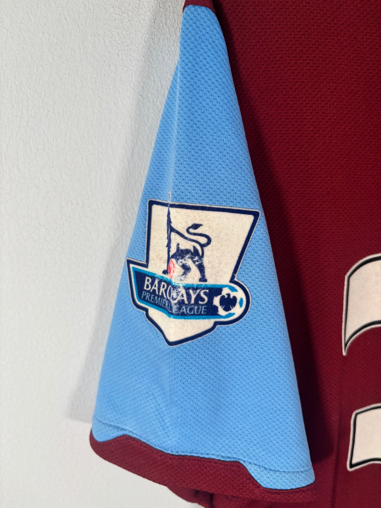 Aston Villa Home Shirt 2010/11 Darren Bent (S)