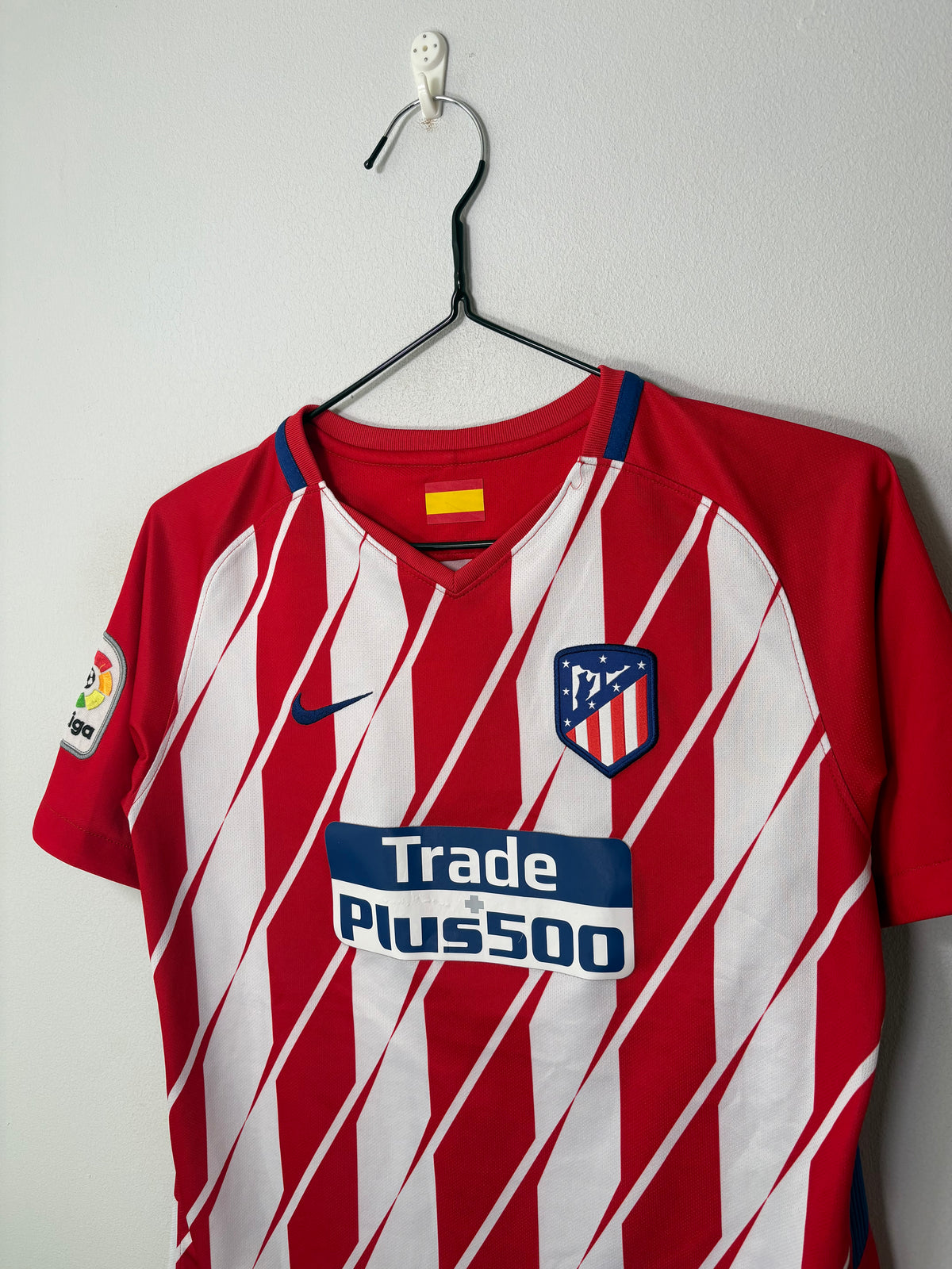 Atletico Madrid Authentic Home Shirt 2017/18 Griezmann (LK)