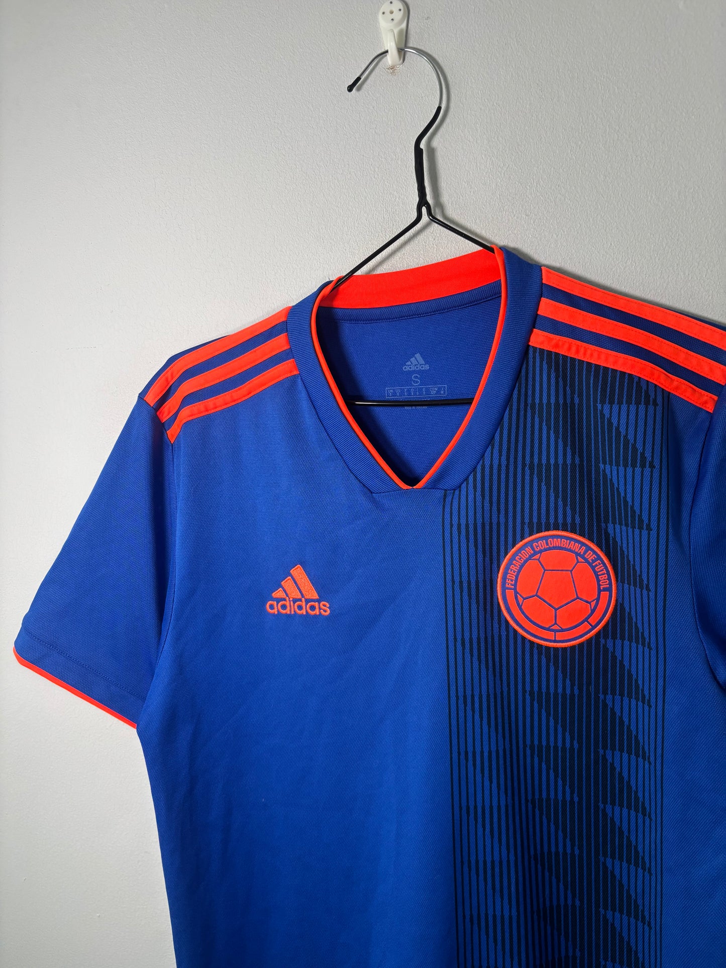 Colombia Away Shirt 2018 (S)