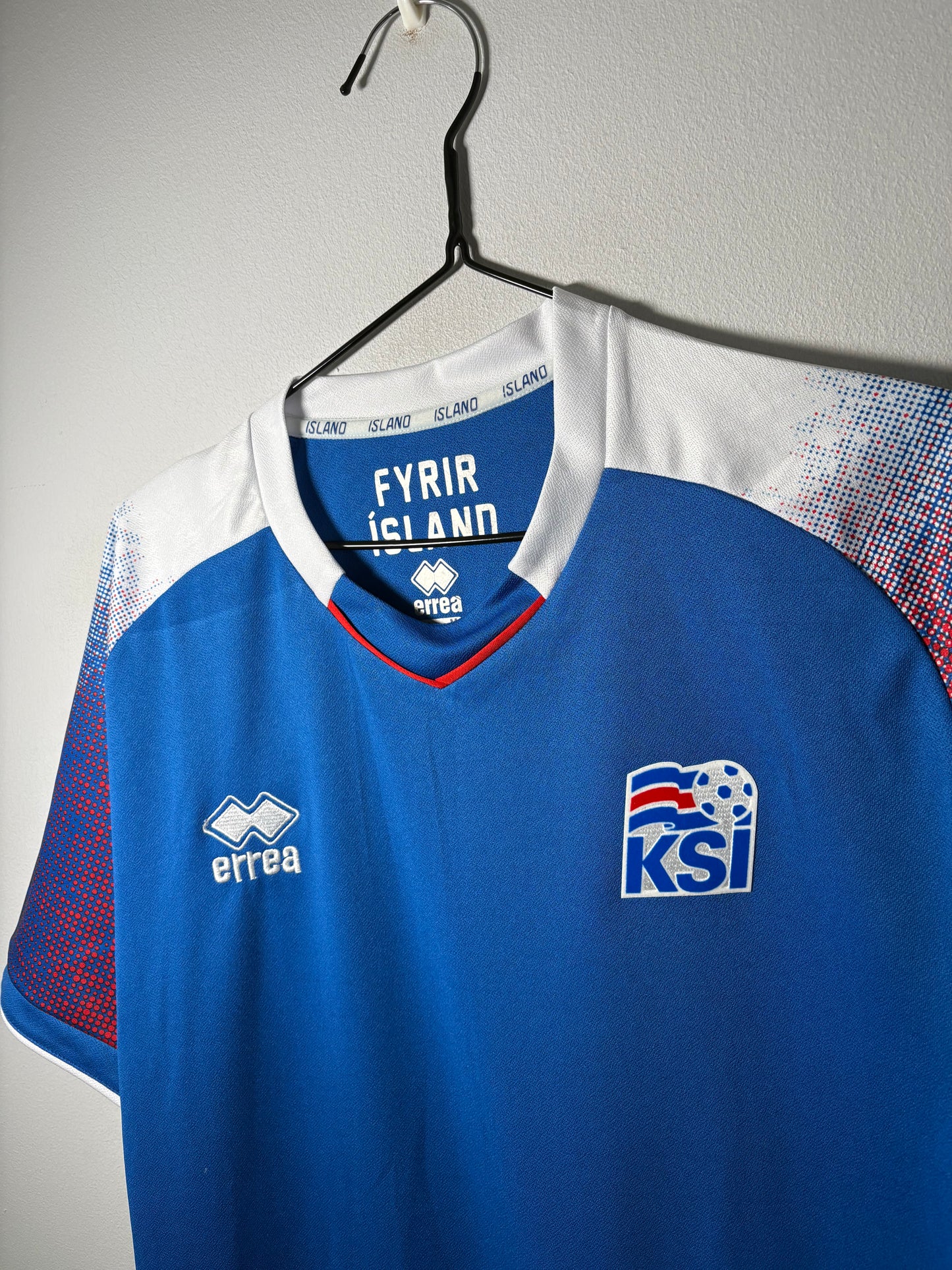 Iceland Home Shirt 2018 (M)
