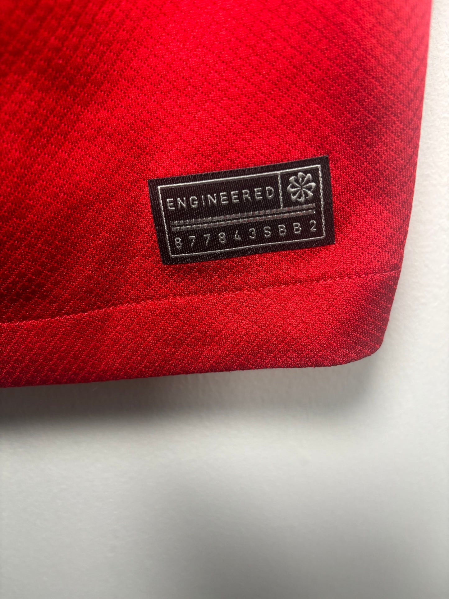 Liverpool Home Shirt 2023/24 (M)