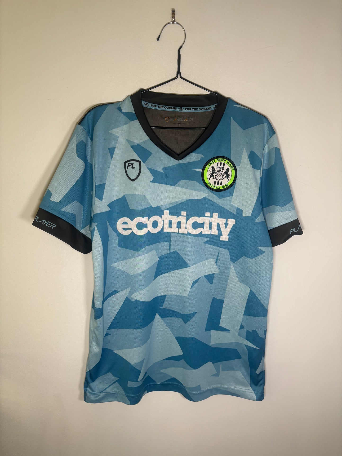 Forest Green Rovers Third Shirt 2019/22 (S)