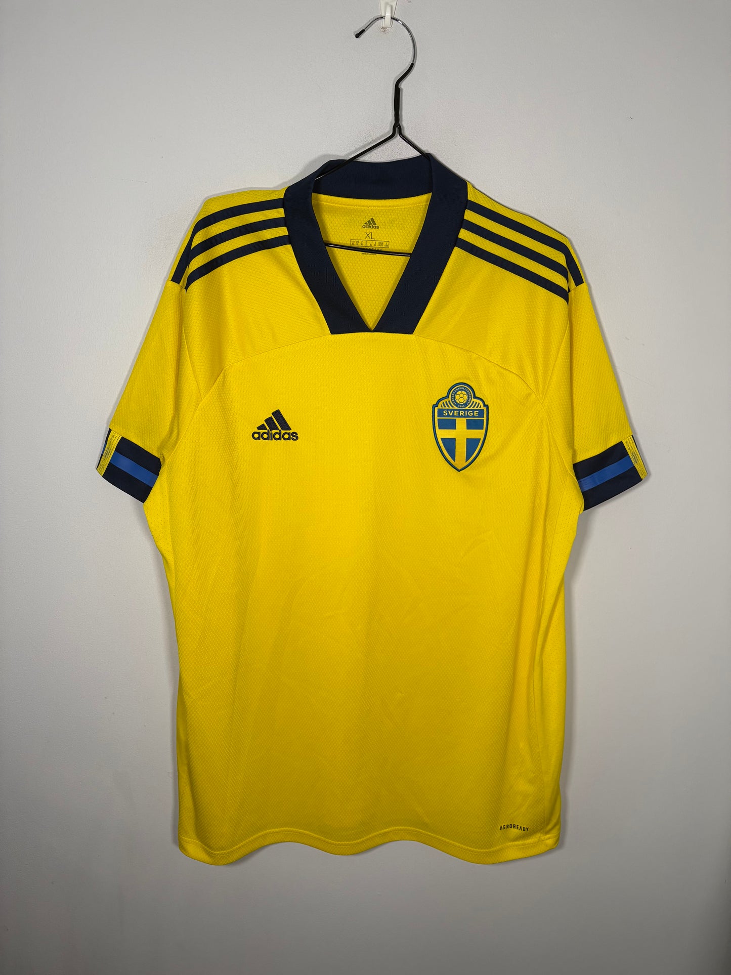 Sweden Home Shirt 2020 (XL)