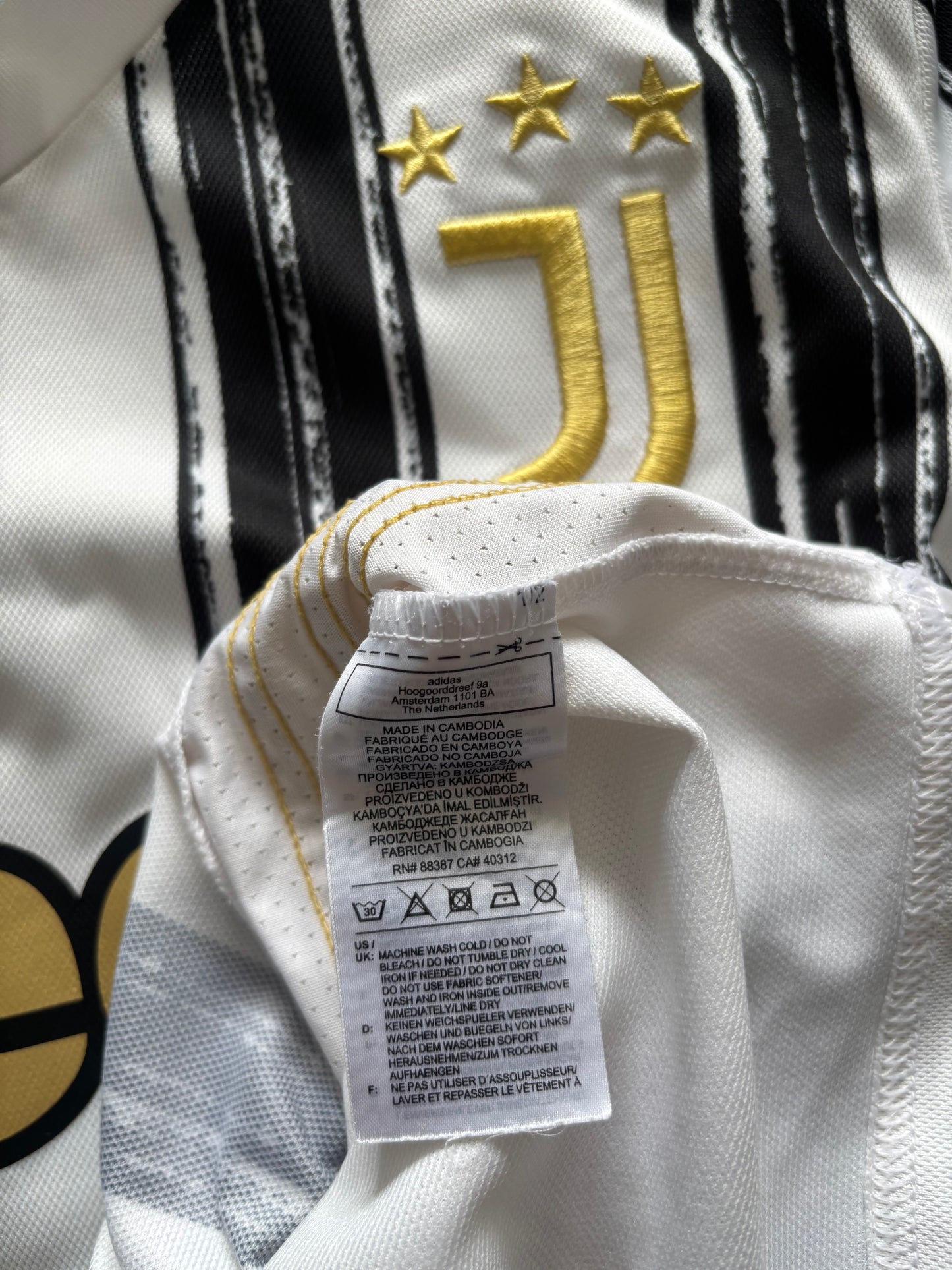 Juventus Home Shirt 2020/21 (M)