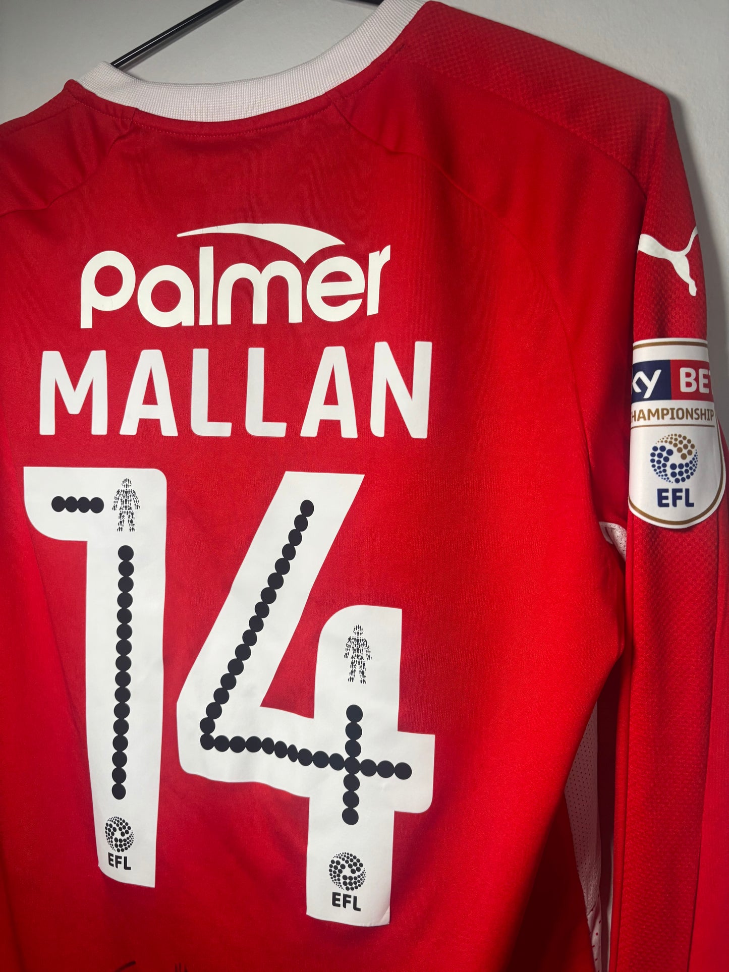 Barnsley Signed Home Shirt 2017/18 L/S Mallan (M)